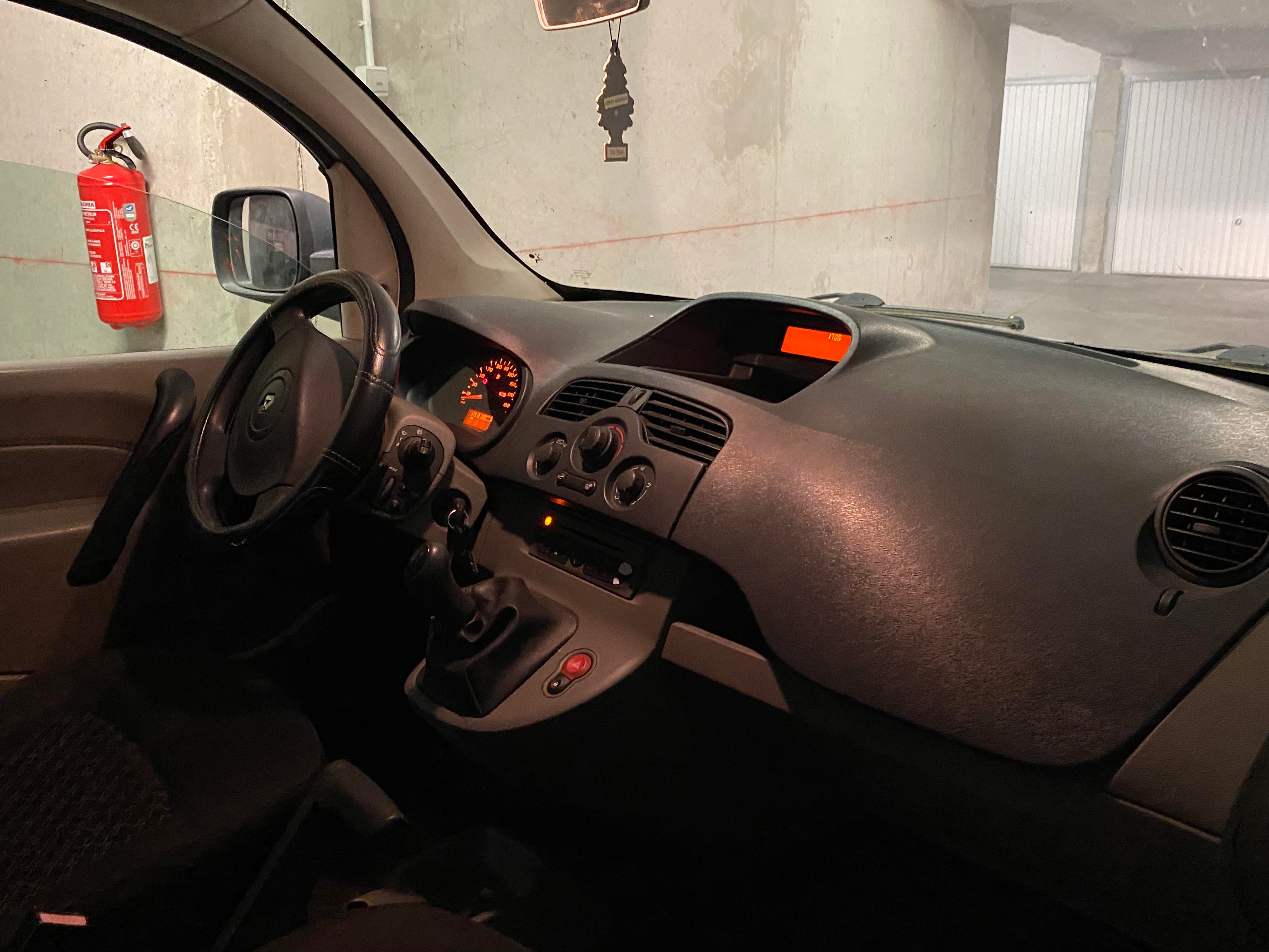 Renault Kangoo Express avec Entrée audio / iPod