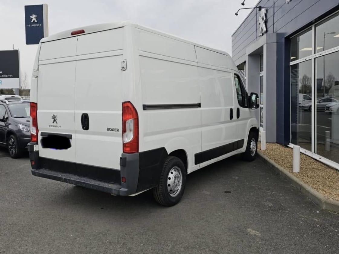 Peugeot Boxer 2.0 HDI 110ch with Air conditioning