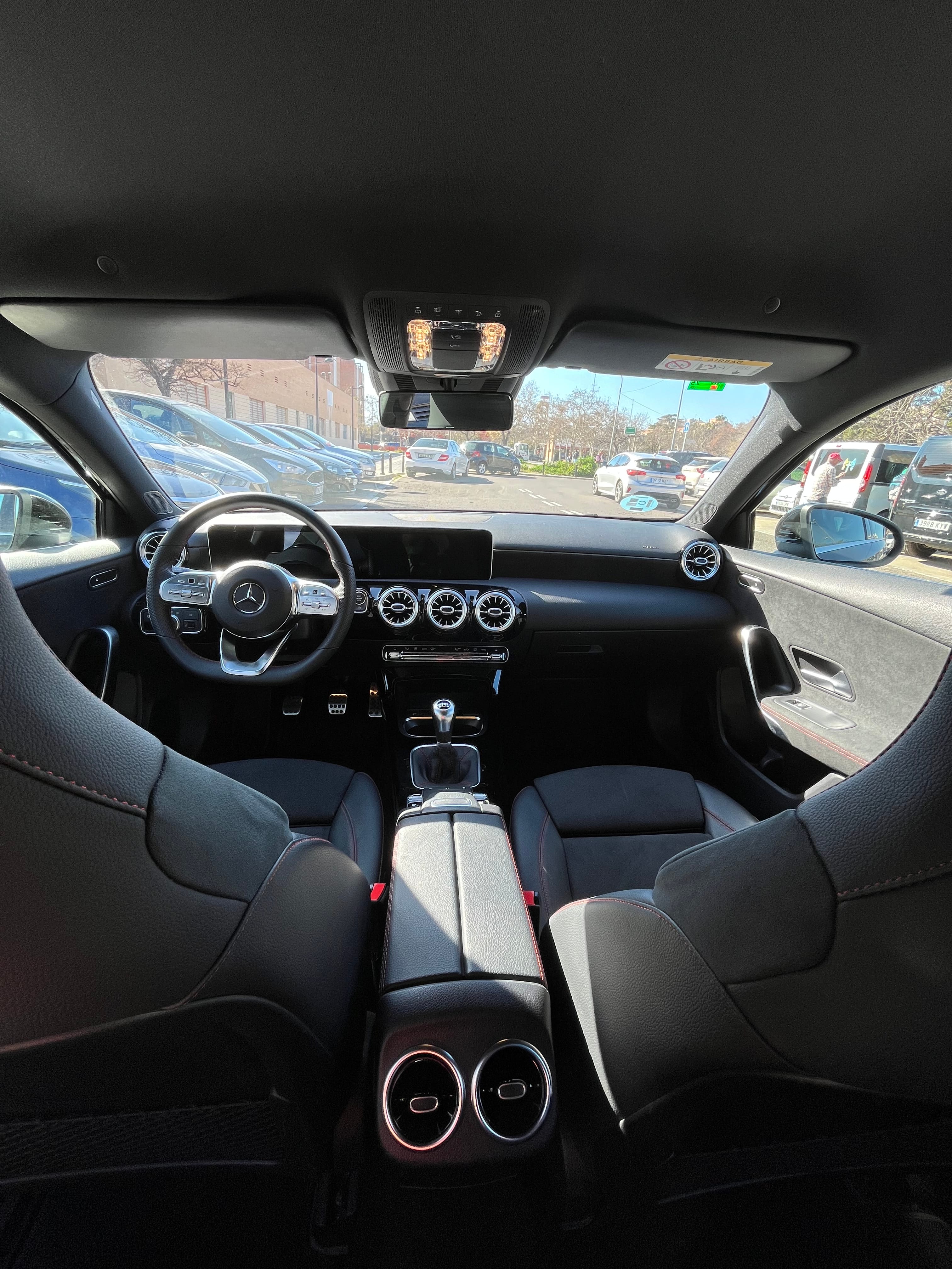 Mercedes-Benz Clase A 180 med Cruisekontroll