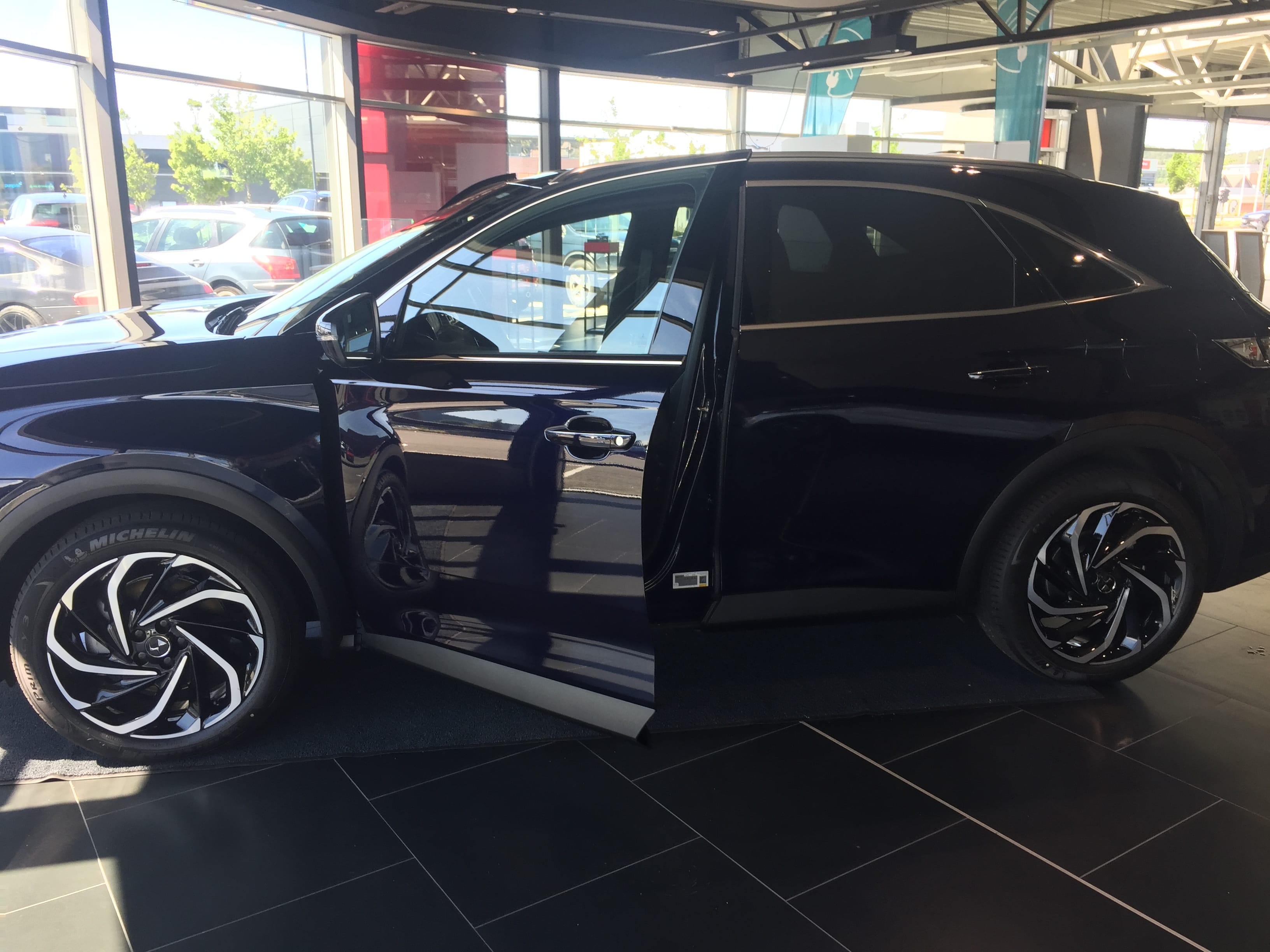 DS 7 E-TENSE med Aircondition