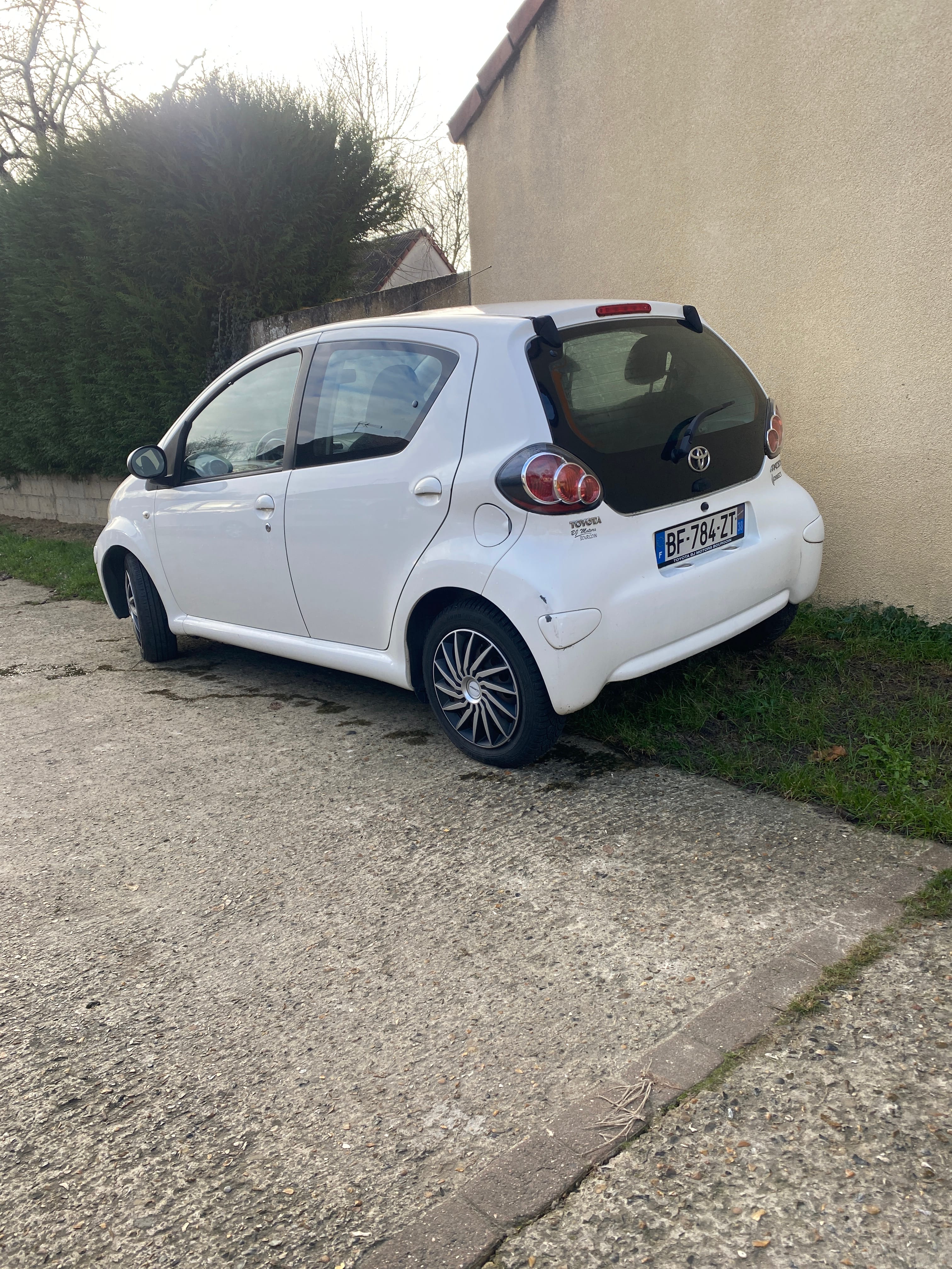 Toyota Aygo avec GPS