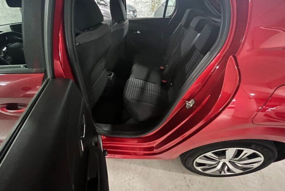 Peugeot 208 avec Quatre roues motrices