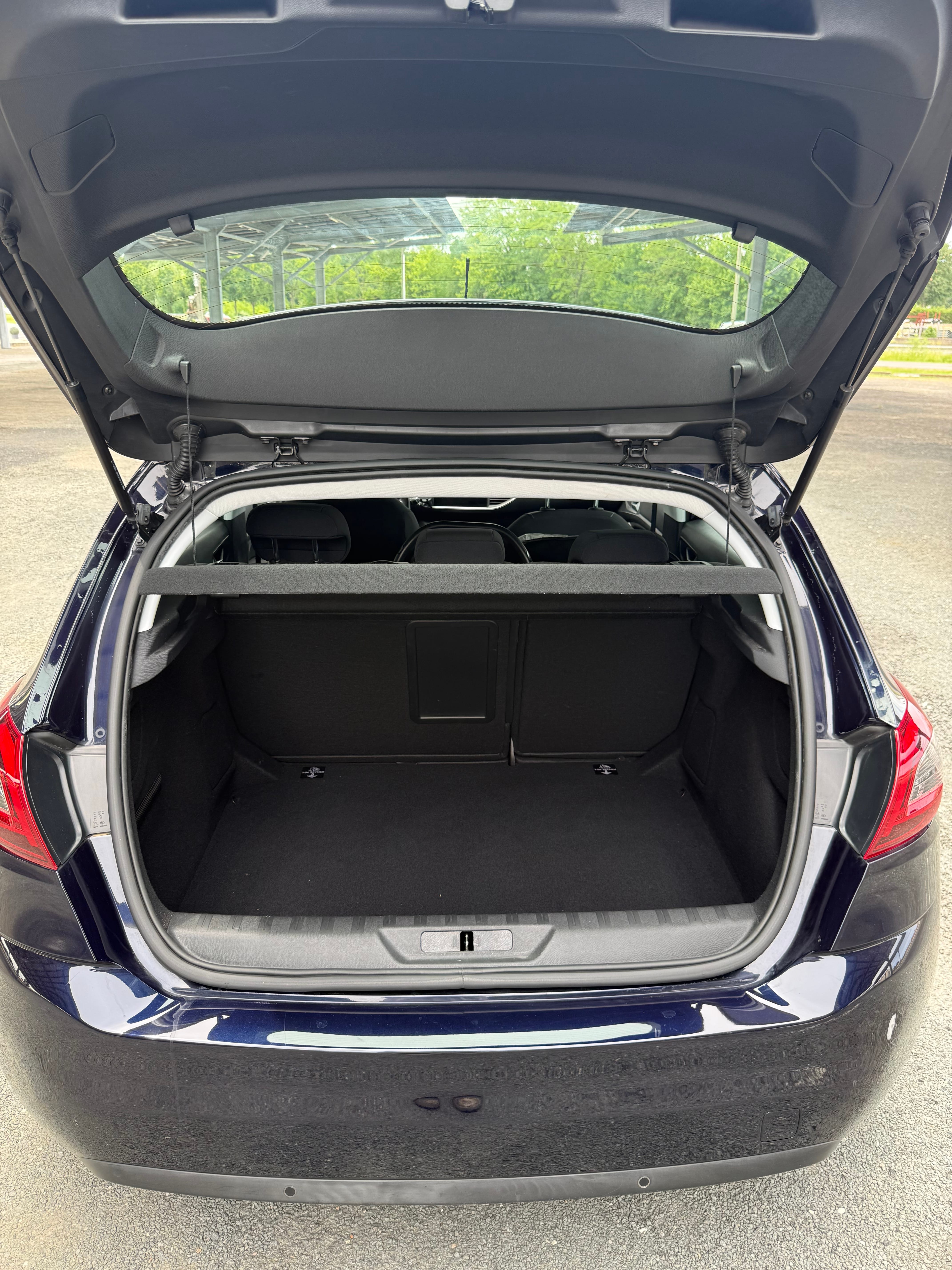 Peugeot 308 110 cv avec Siège bébé