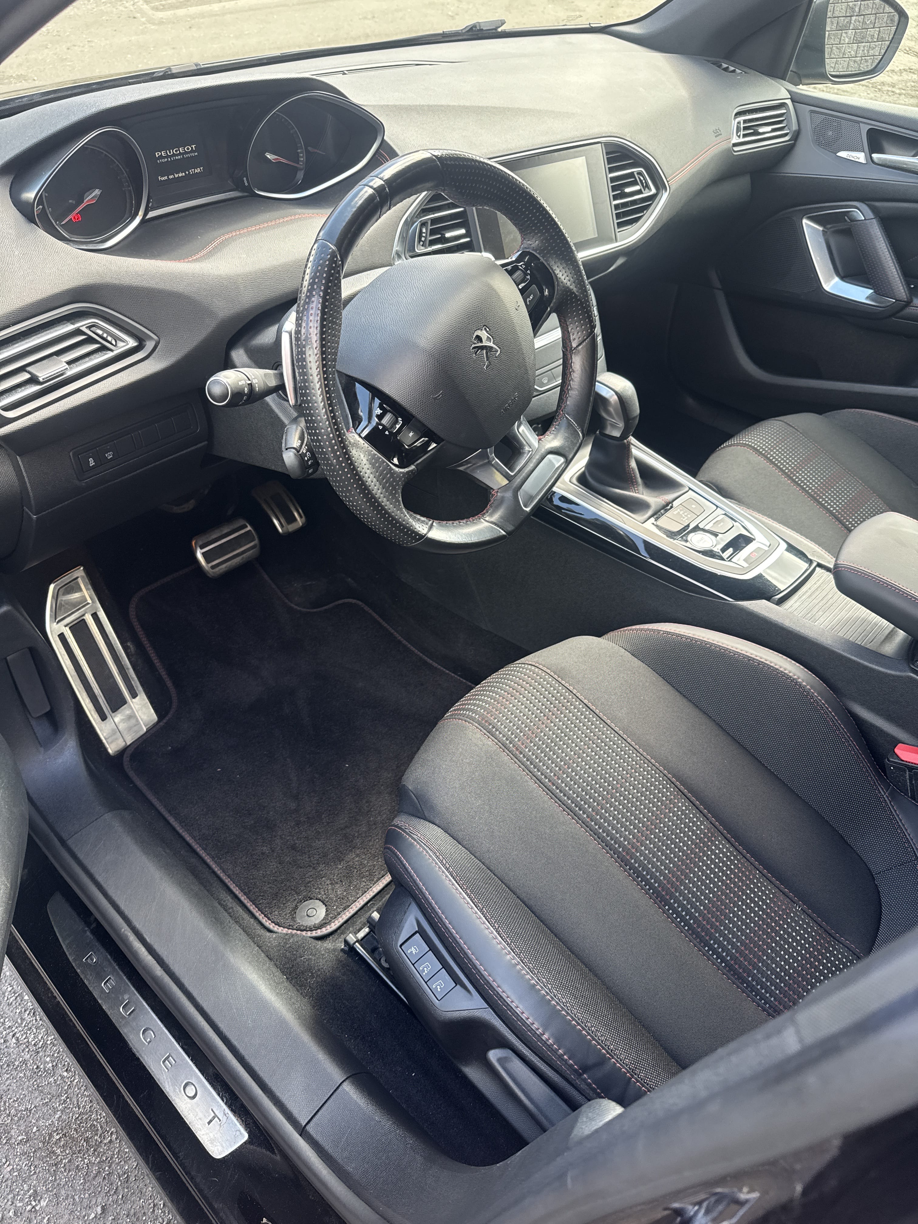Peugeot 308 1,2 puretech med Aircondition