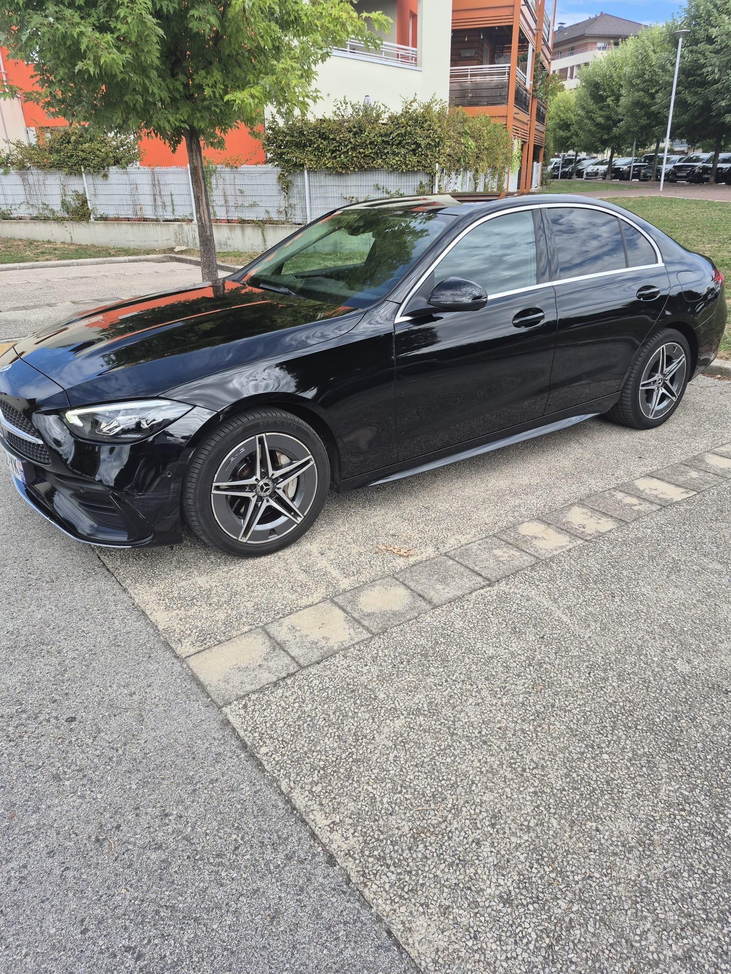 Mercedes-Benz C300 e, 2023, Essence 95 / Électrique (hybride), automatique