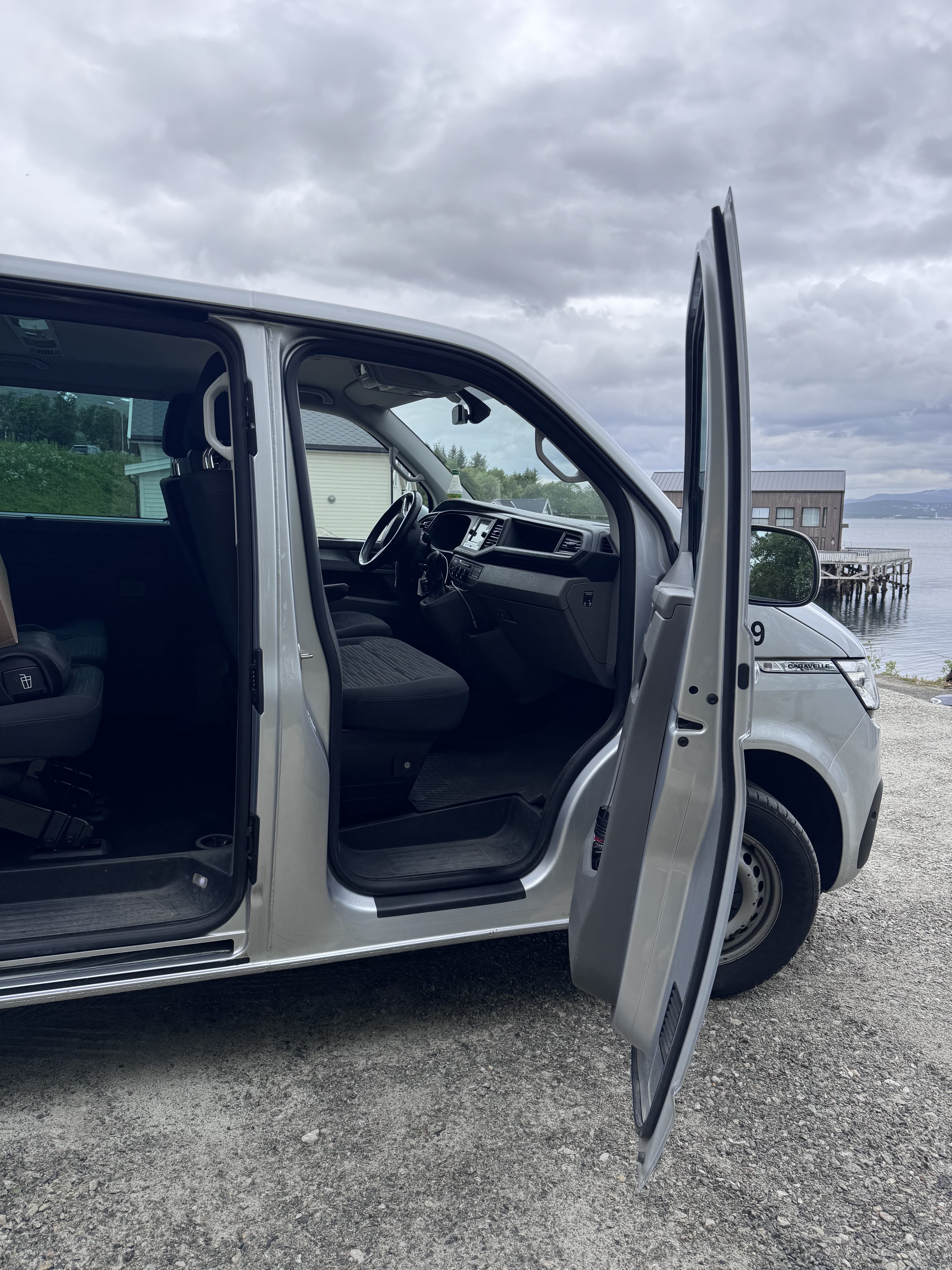 Volkswagen Caravelle med GPS