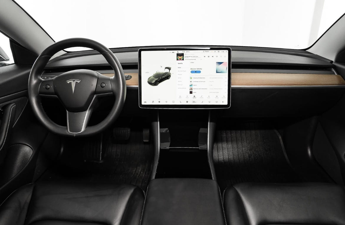 Tesla Model 3 Long Range with GPS