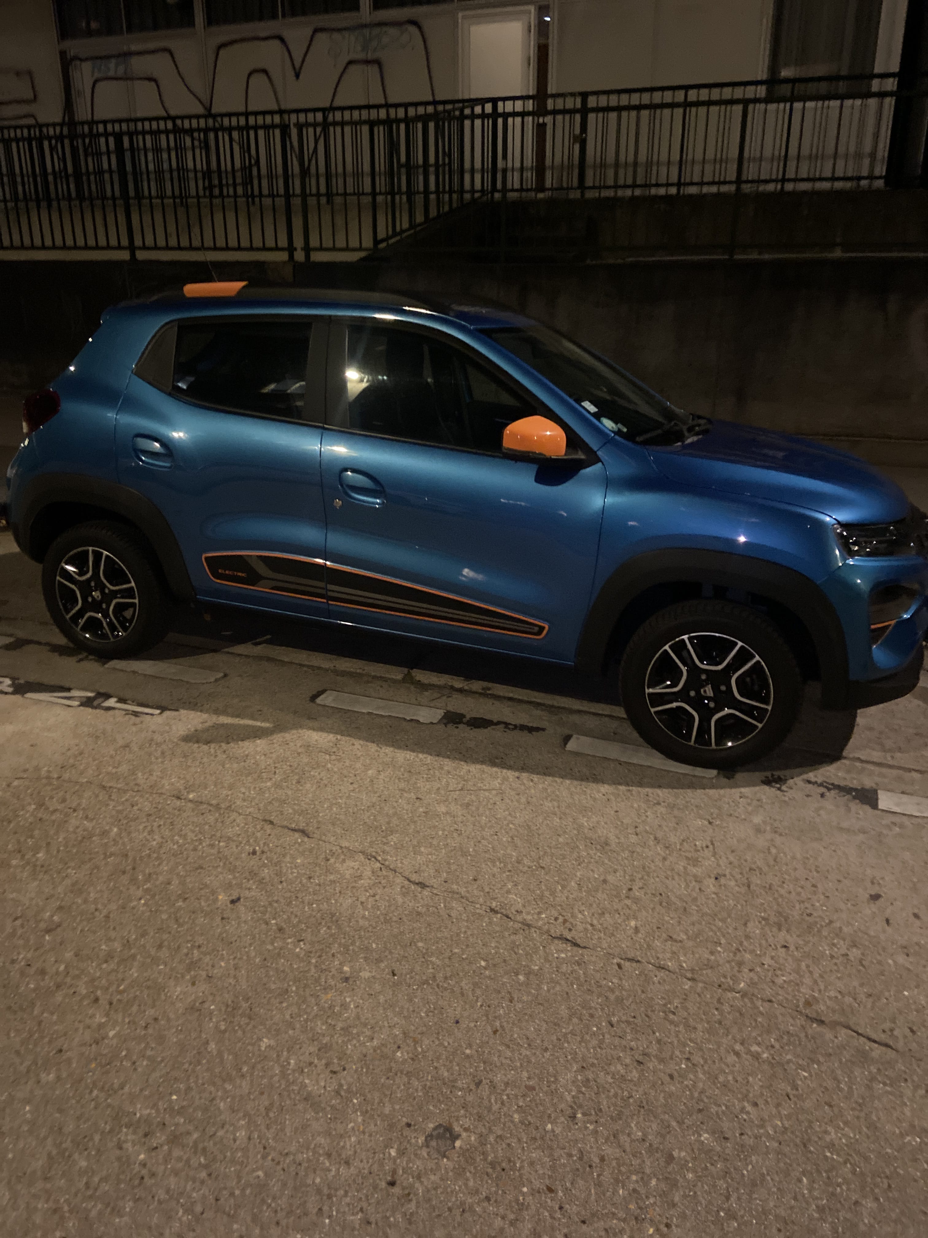 Dacia Spring avec Climatisation