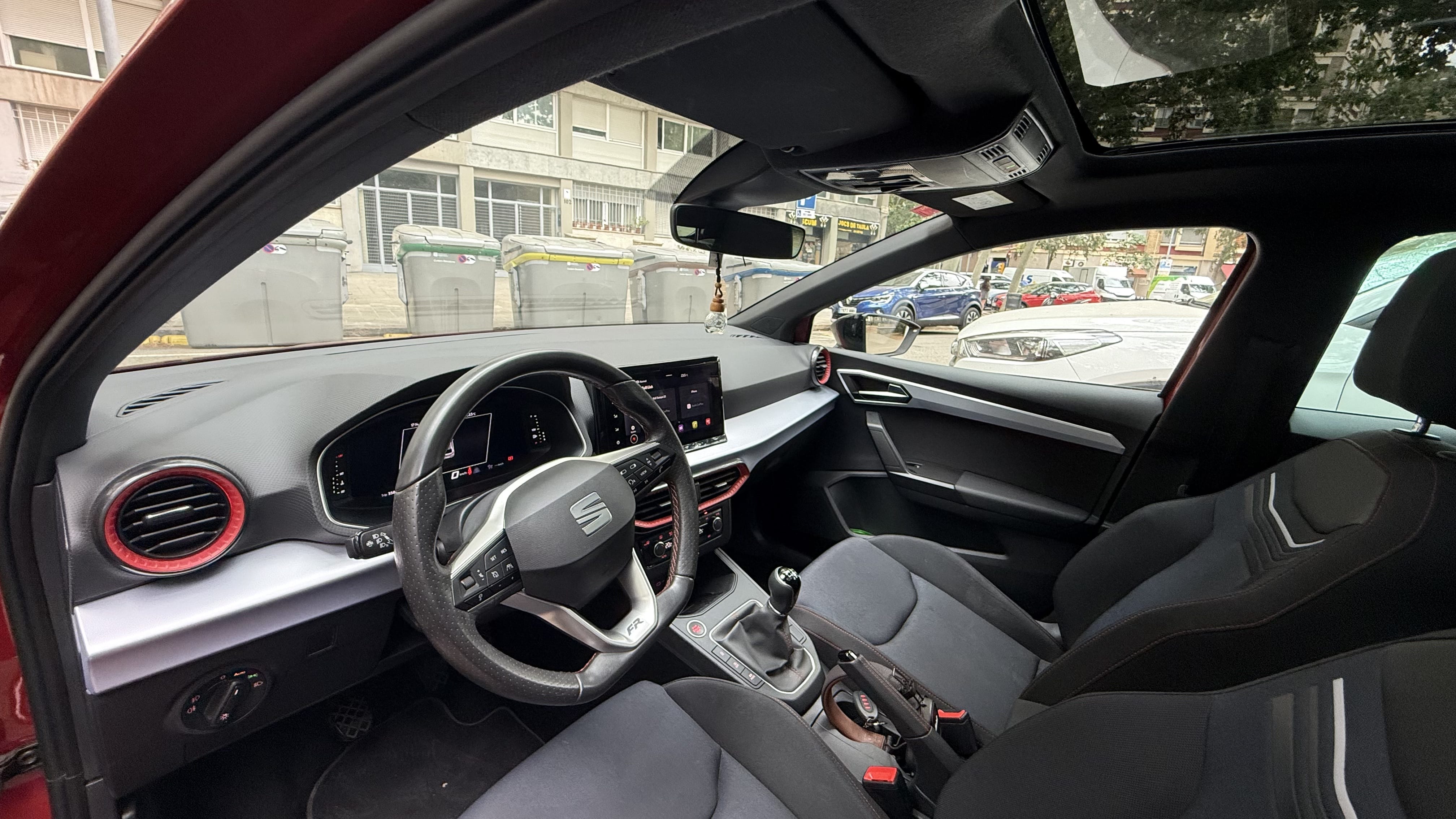 Seat Ibiza avec GPS