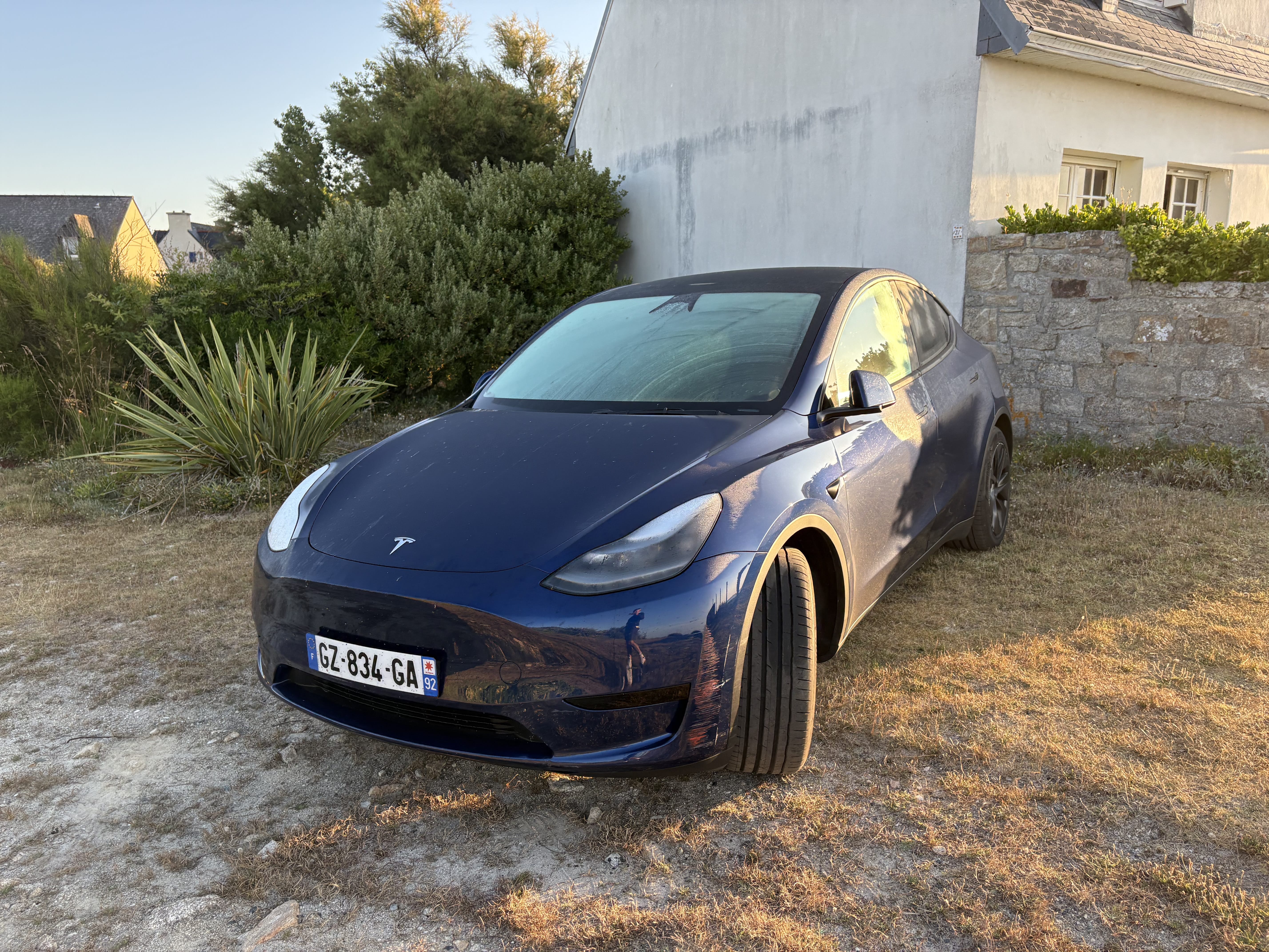 Tesla Model Y, 2024, Électrique, automatique