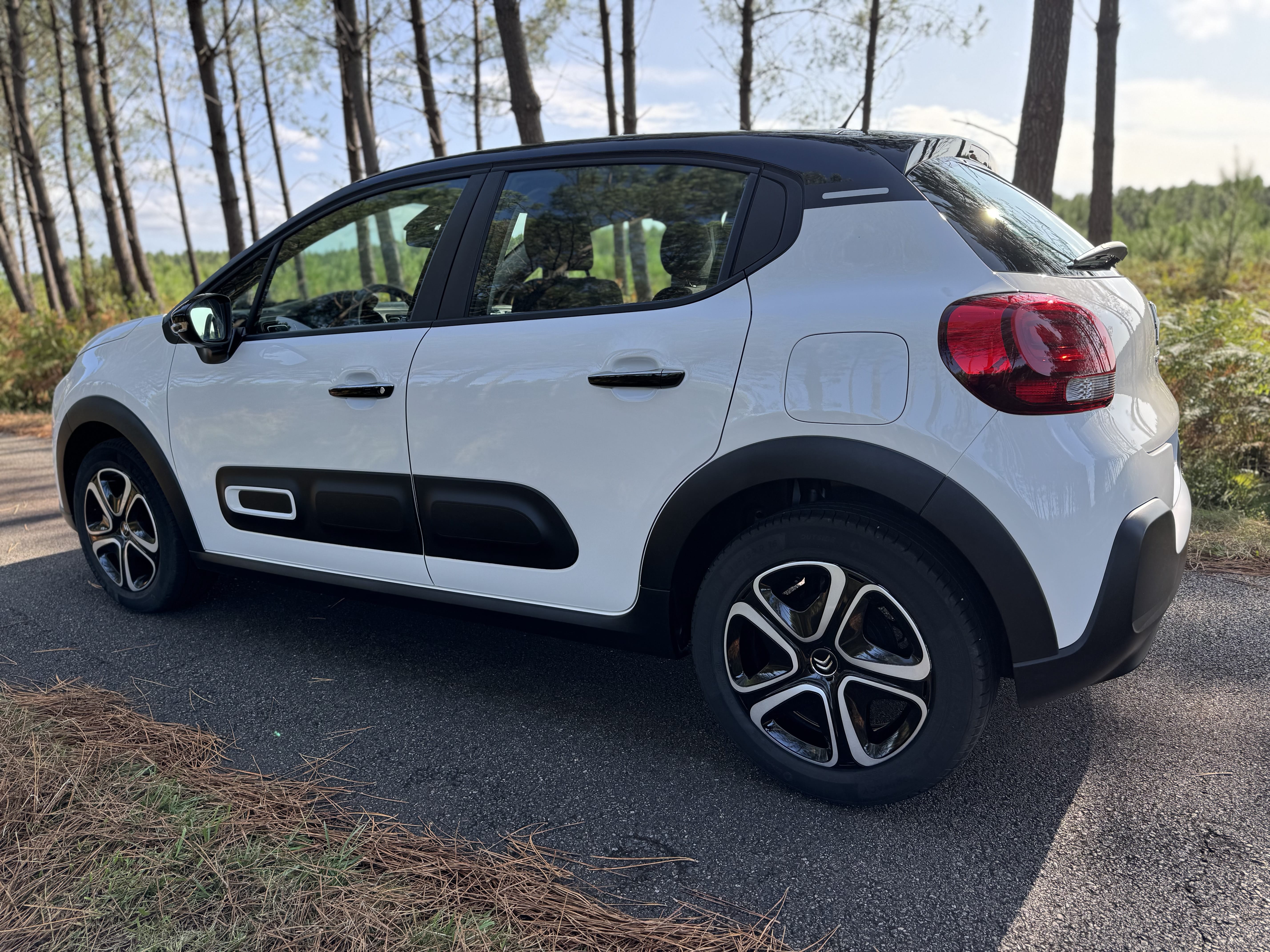 Citroen C3 CITROEN C3 PURETECH 83 SHINE avec Climatisation