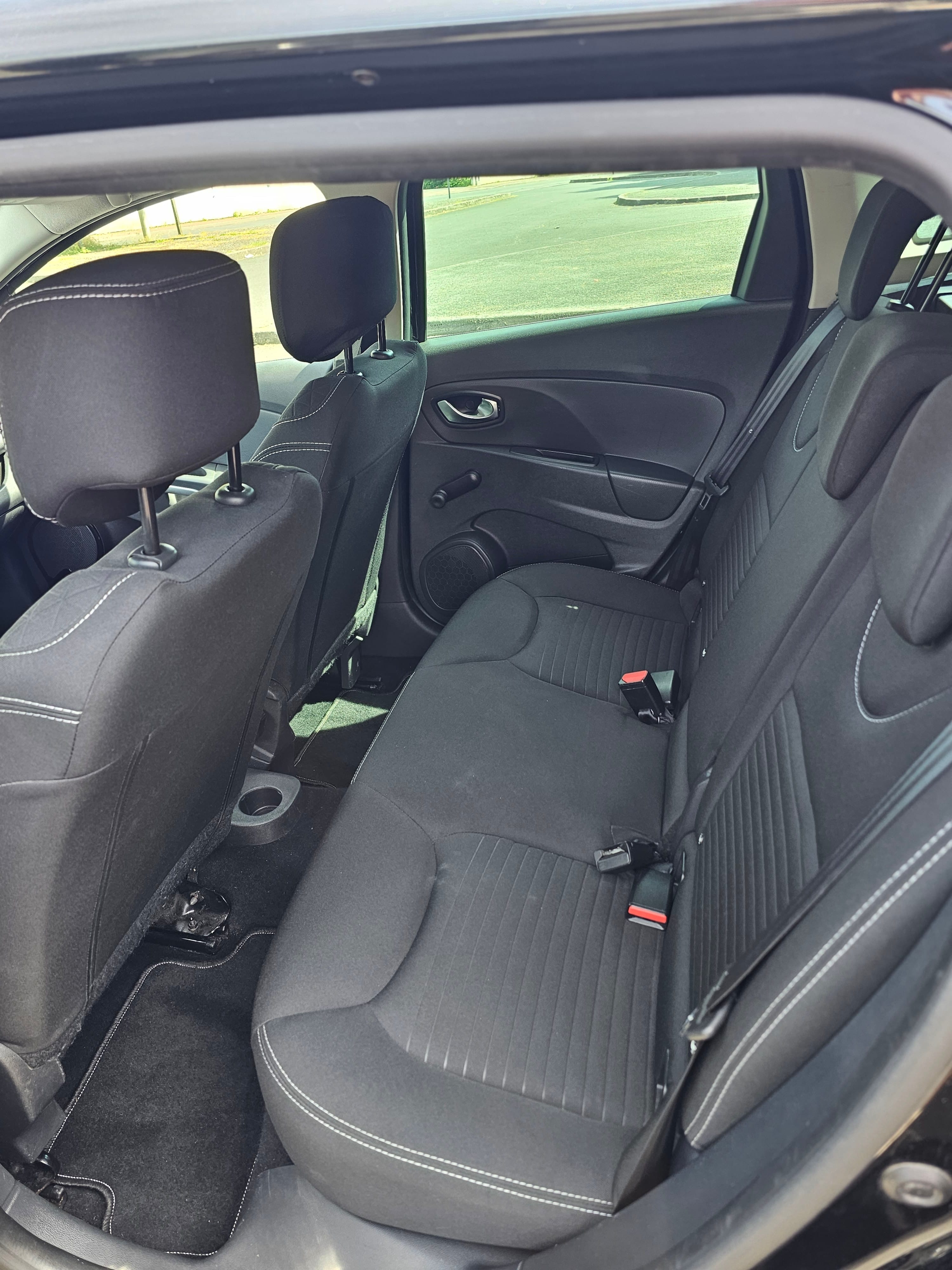 Renault Clio Estate avec Siège bébé