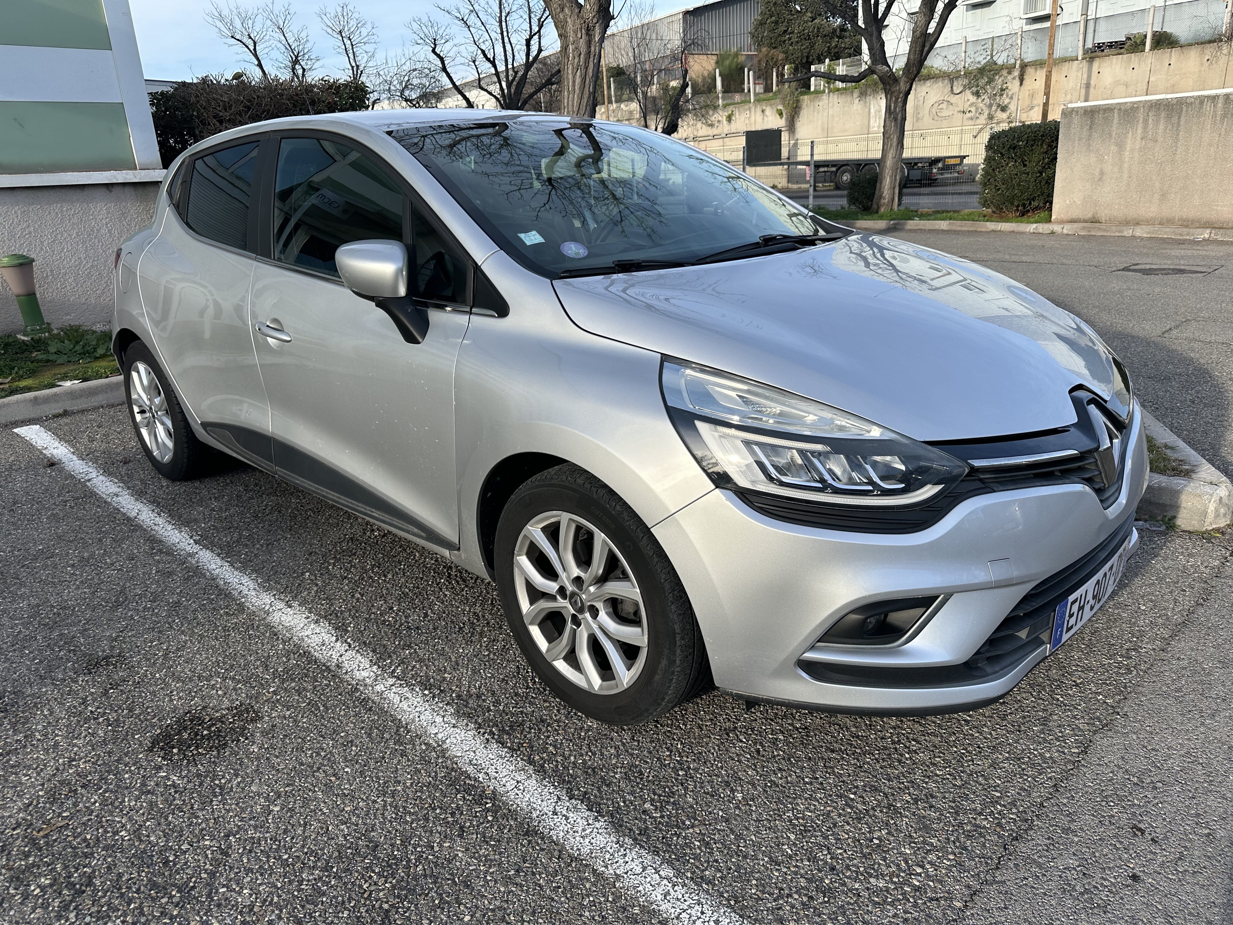 Renault Clio IV TCE 90 INTENS, 2016, Essence 95