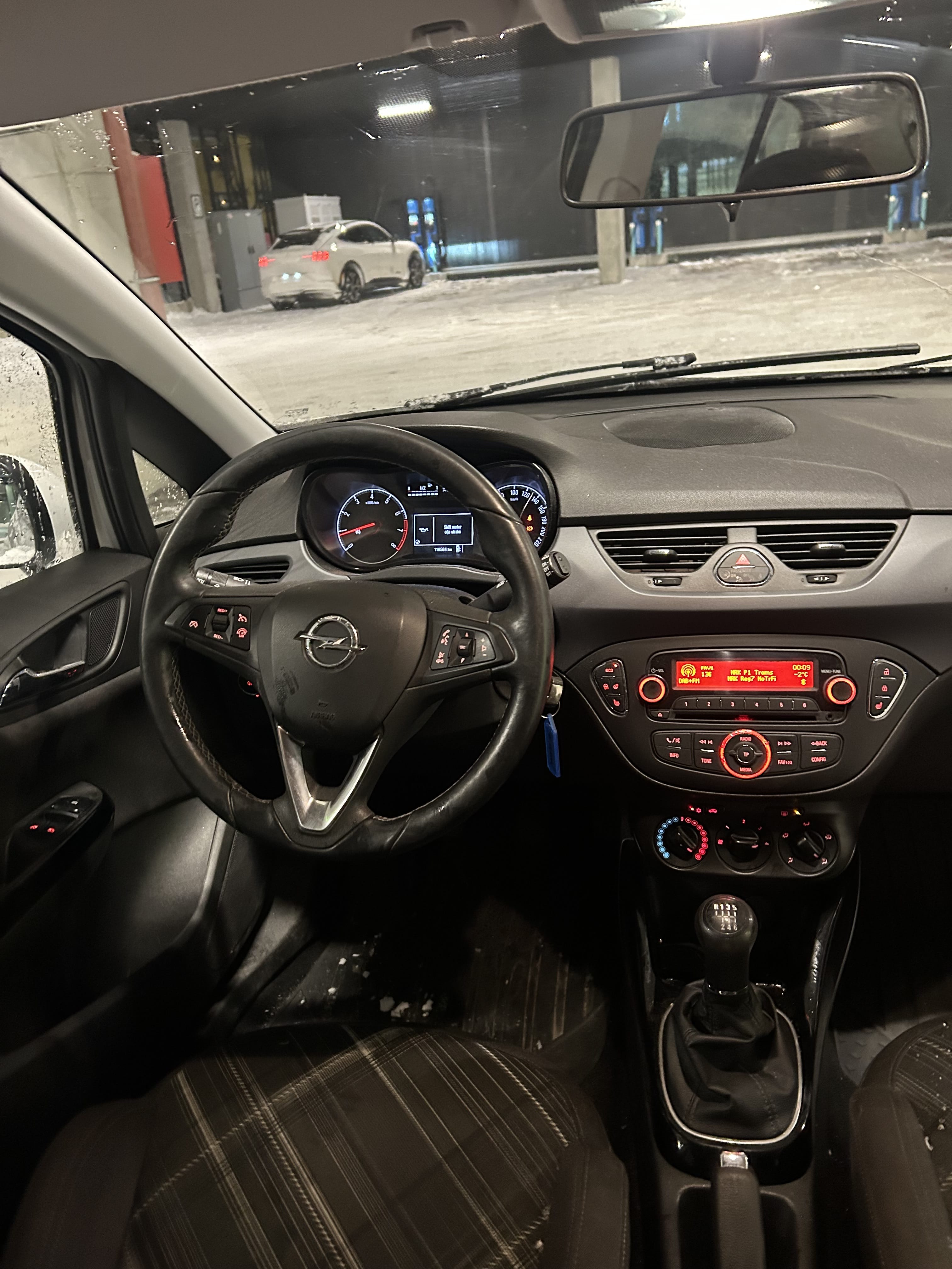 Opel Corsa-E med Bluetooth audio