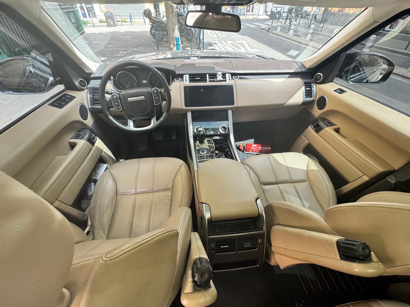 Land-Rover Range Rover Sport avec GPS