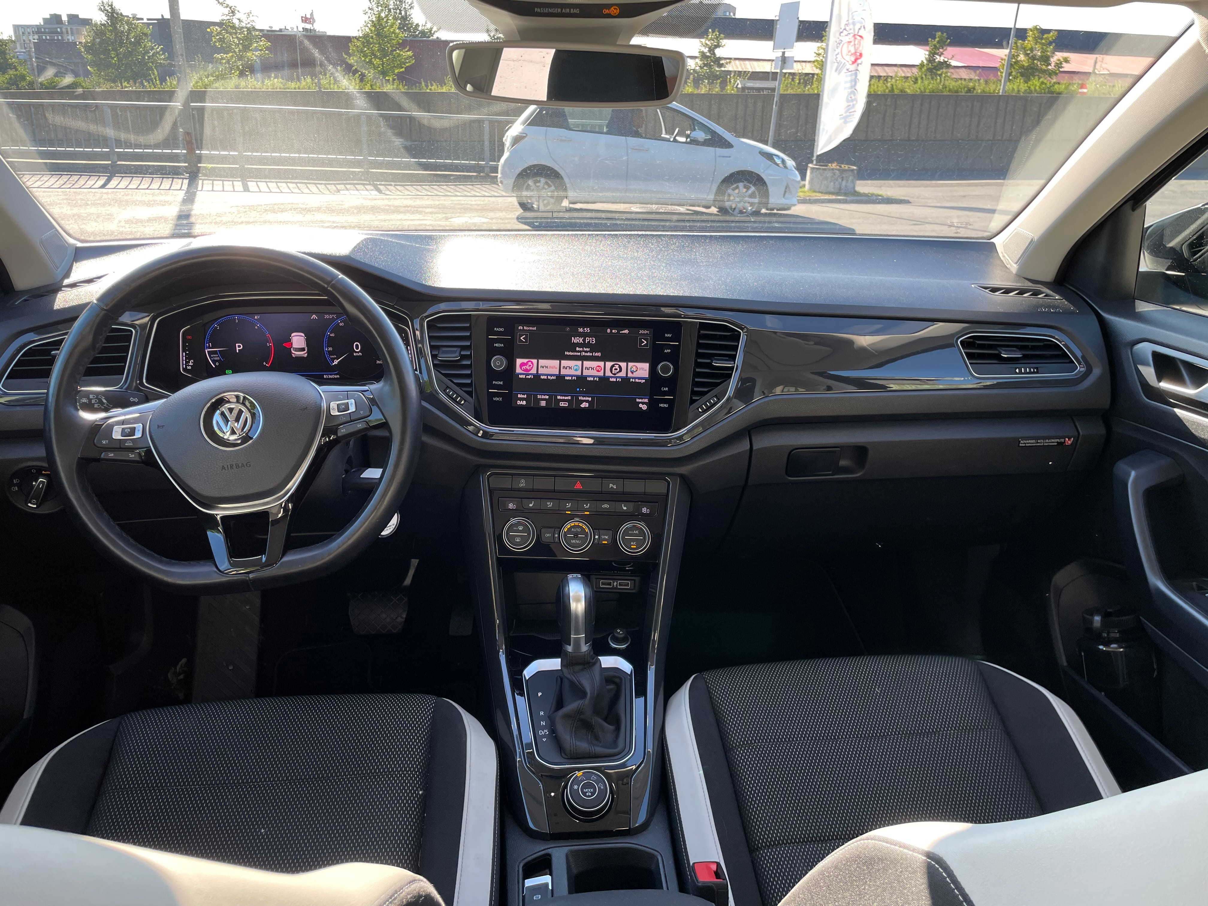 Volkswagen T-Roc med Cruisekontroll