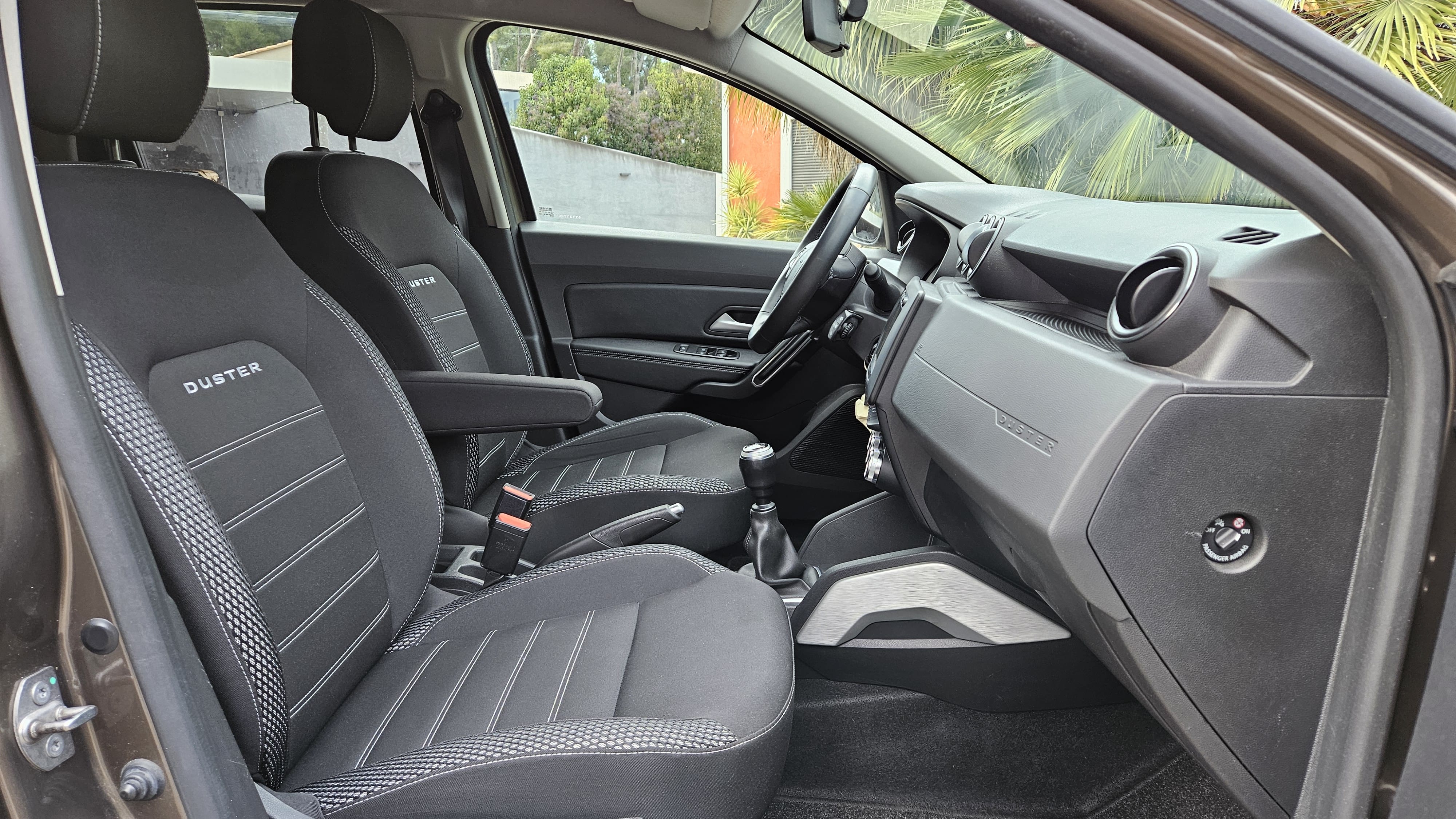 Dacia Duster avec Entrée audio / iPod