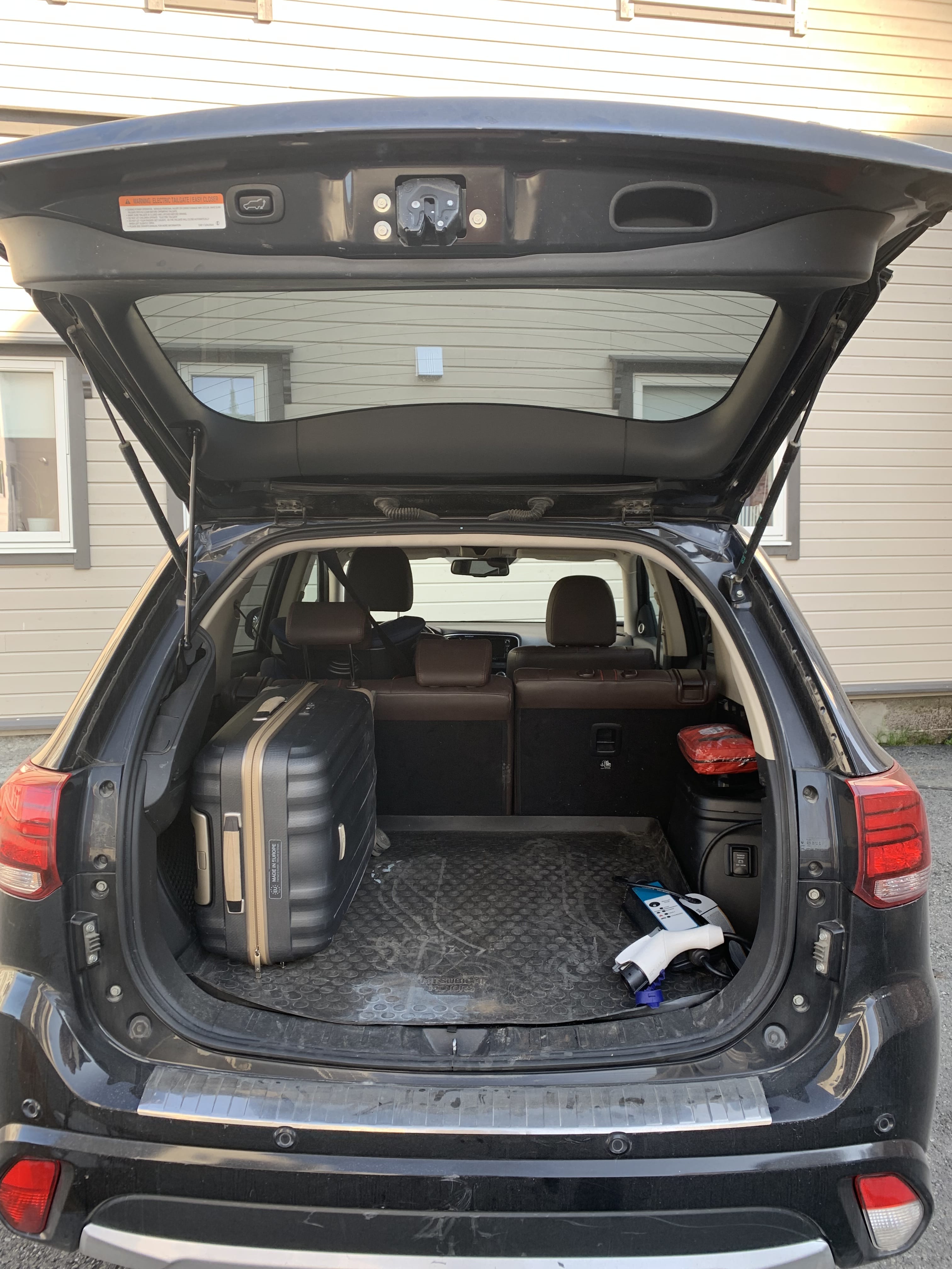 Mitsubishi Outlander PHEV Hybrid med Aircondition