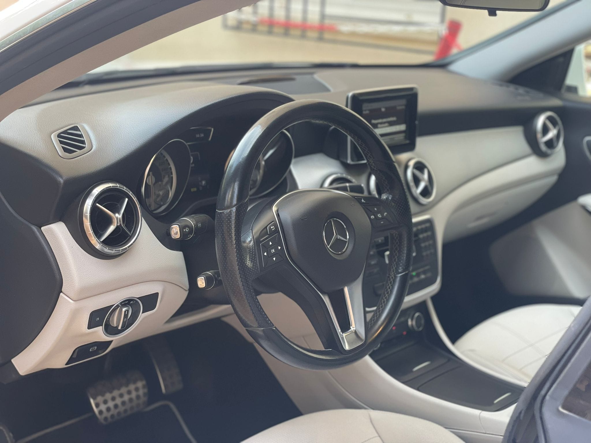 Mercedes-Benz Clase E E 220 CDI con Audio Bluetooth