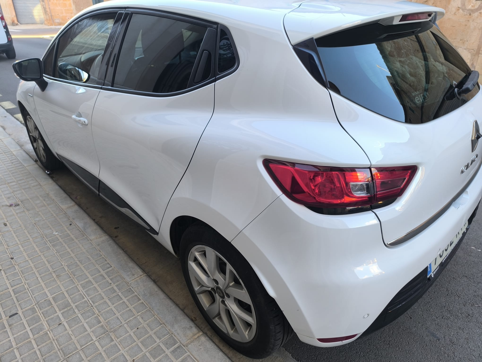 Renault Clio mit Klimaanlage