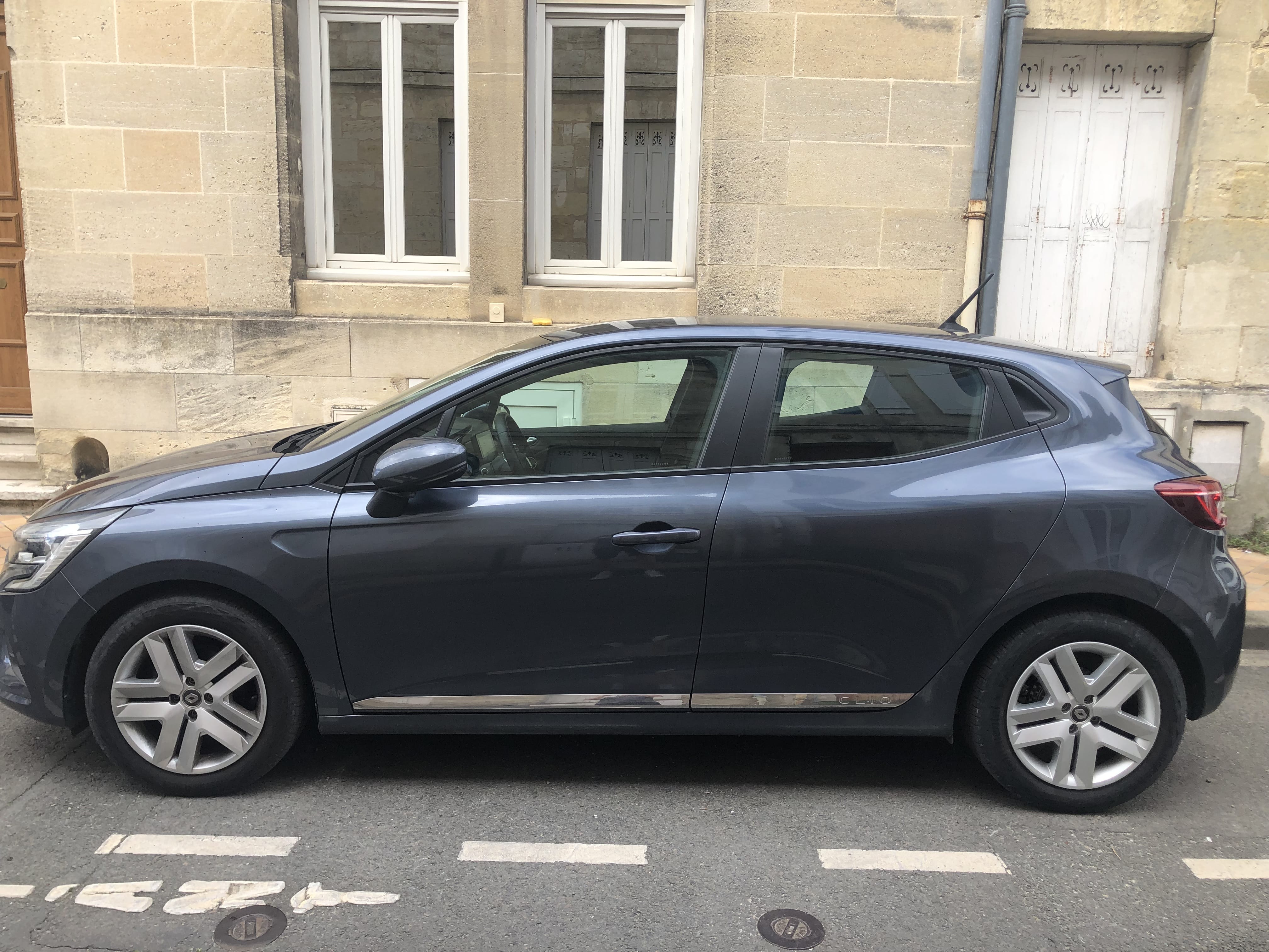 Renault Clio avec Climatisation