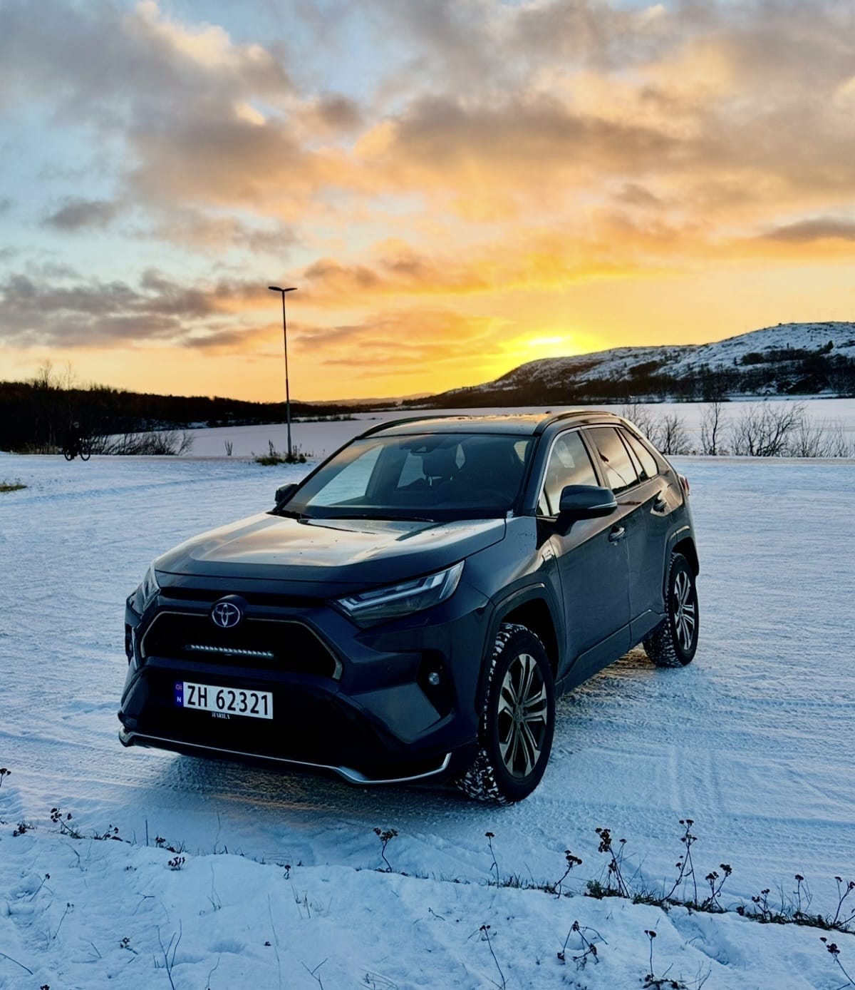 Toyota Rav4 Hybrid XSE, 2022, Blyfri 95, automatisk