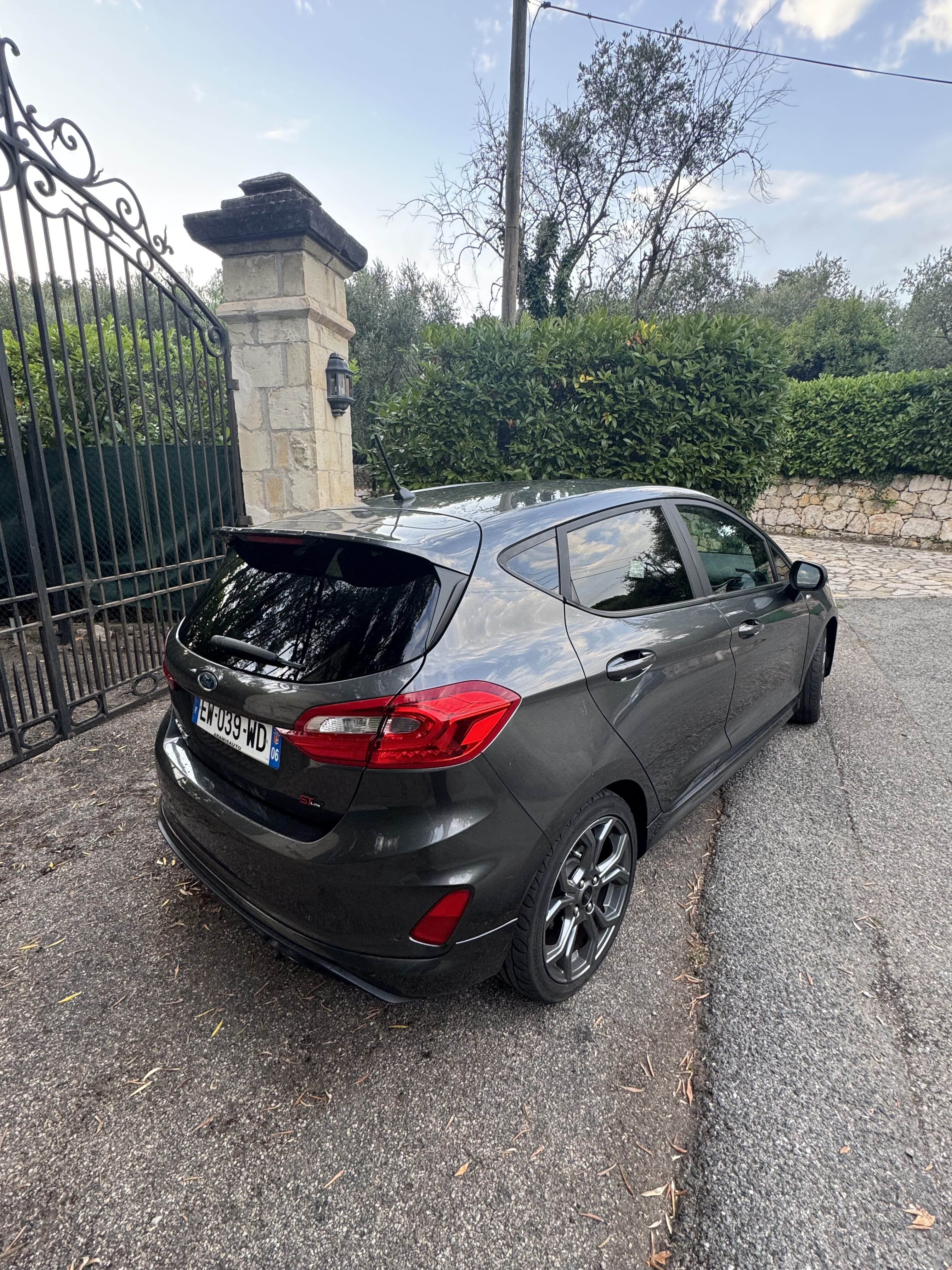 Ford Fiesta ST avec Régulateur de vitesse