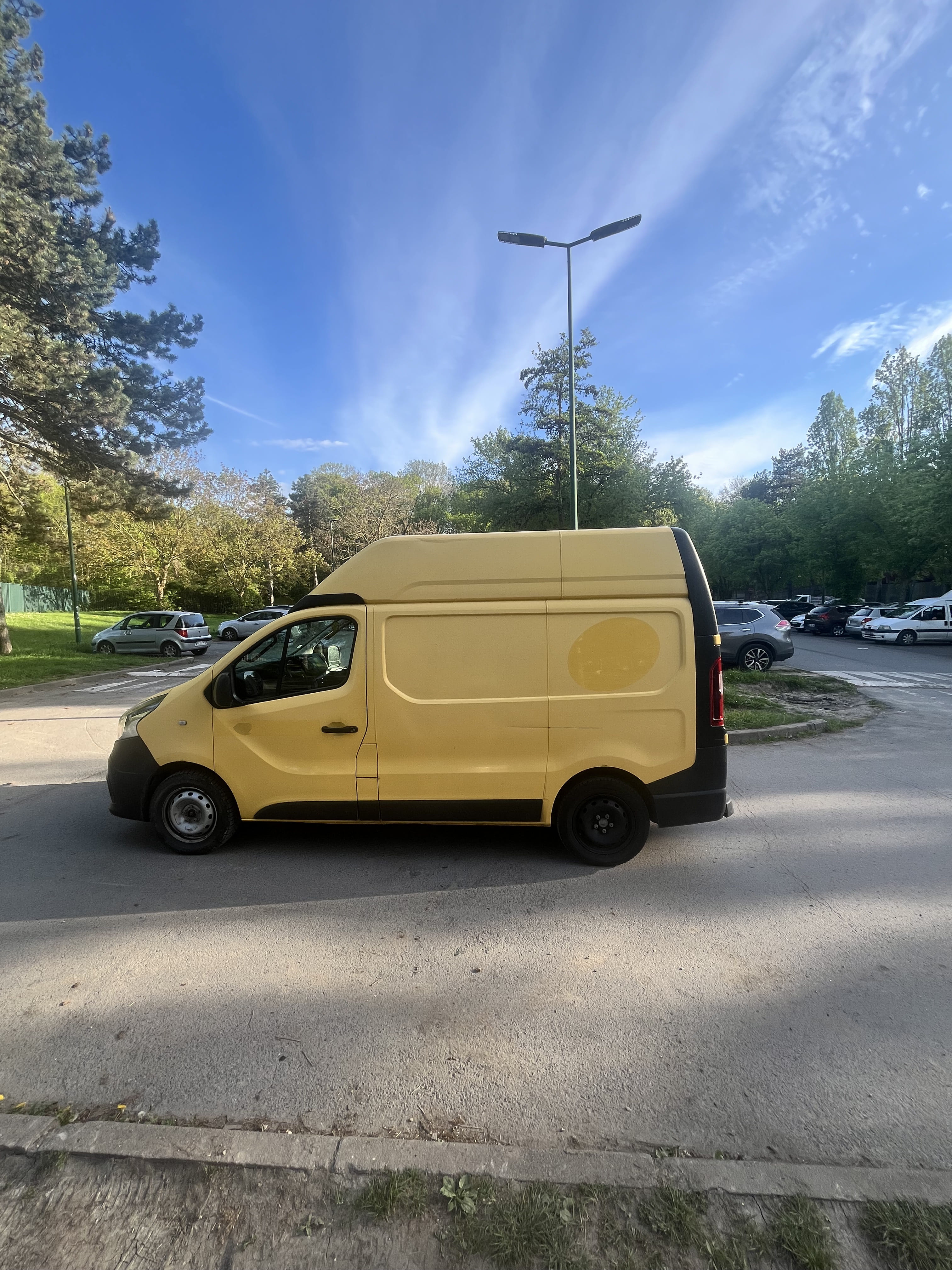 Renault Trafic L1H2 - CarPlay - Diable inclus avec Port USB