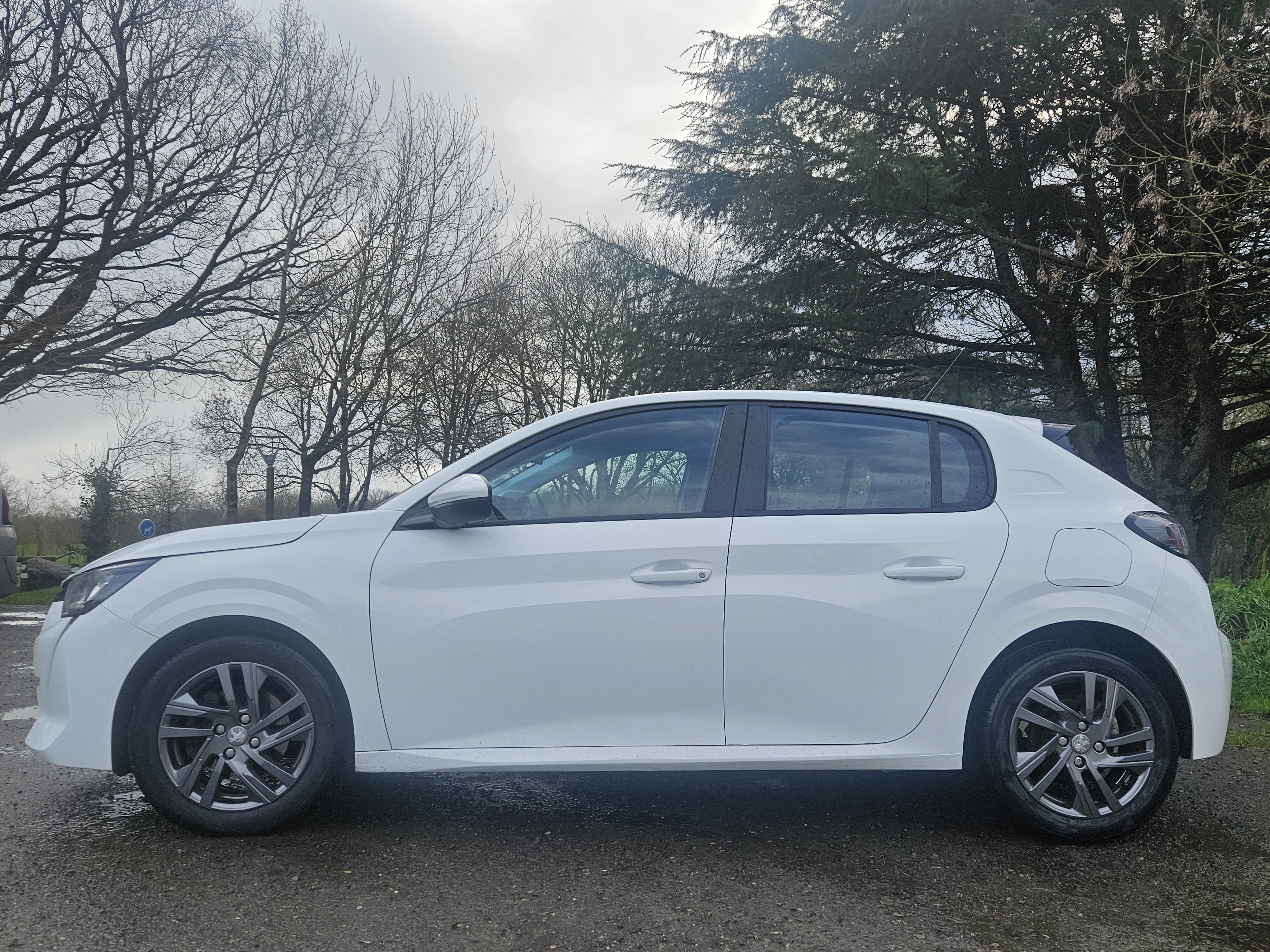 Peugeot 208 avec Climatisation