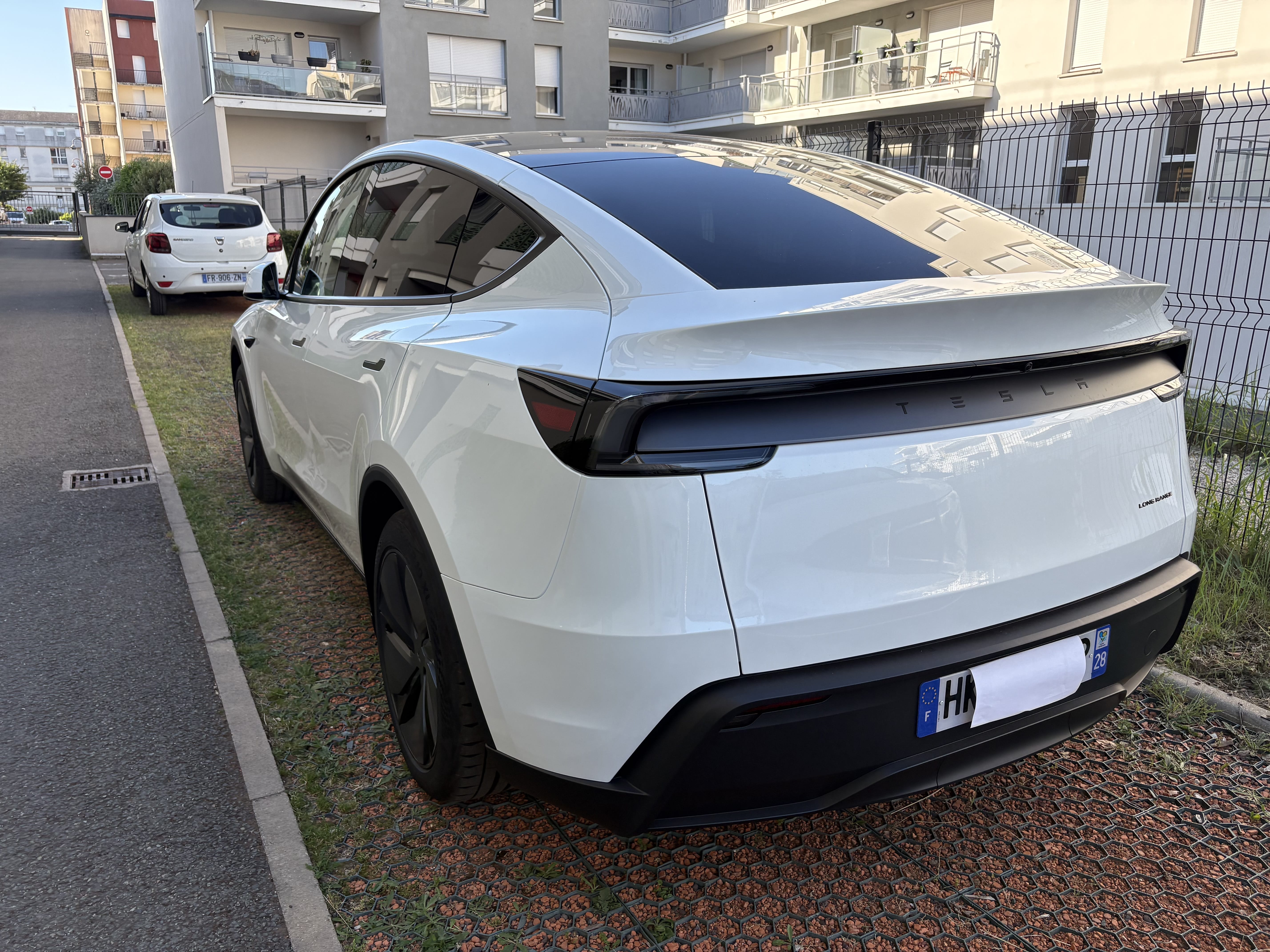Tesla Model Y Long Range avec Caméra de recul