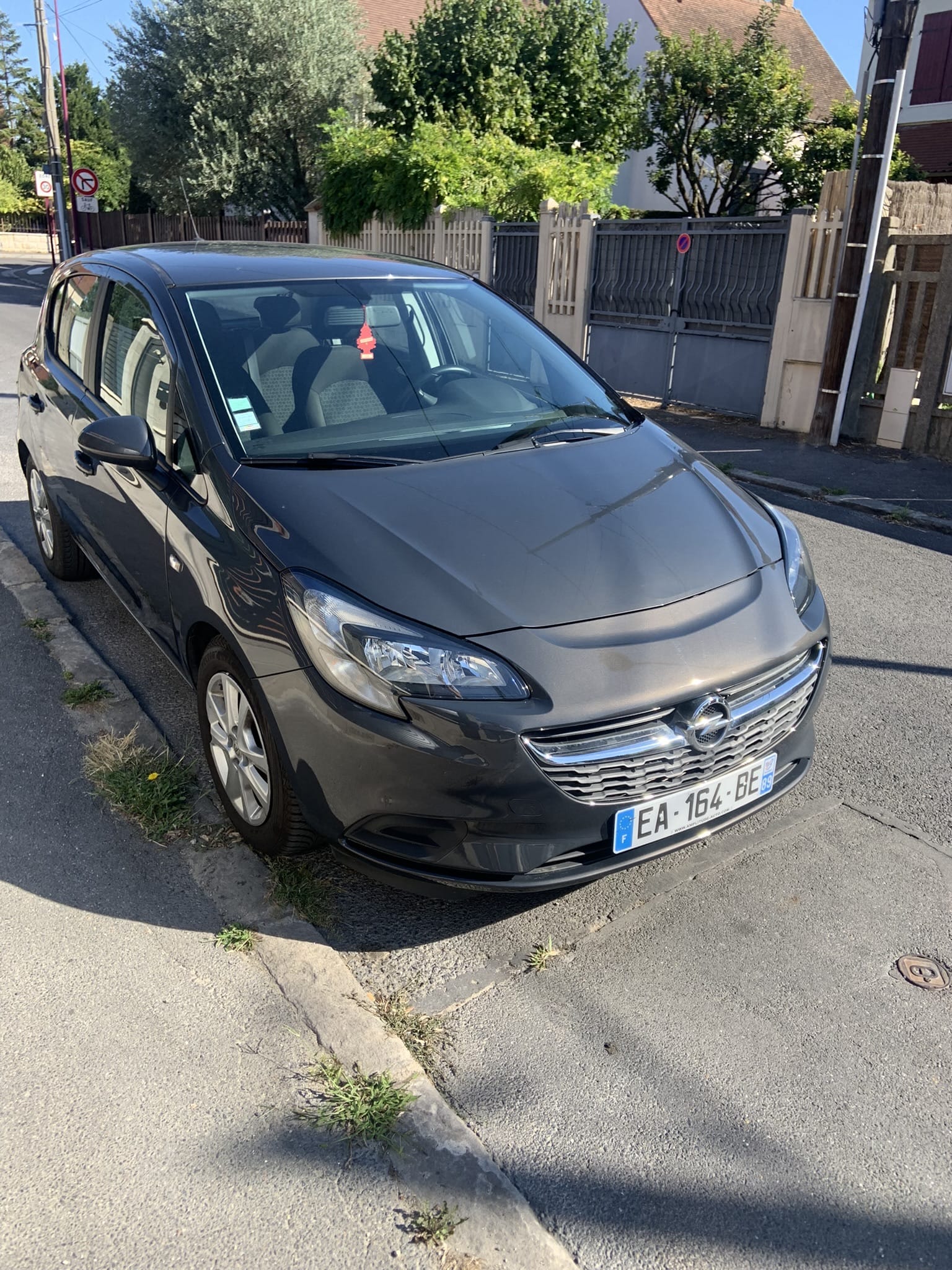 Opel Corsa avec Climatisation