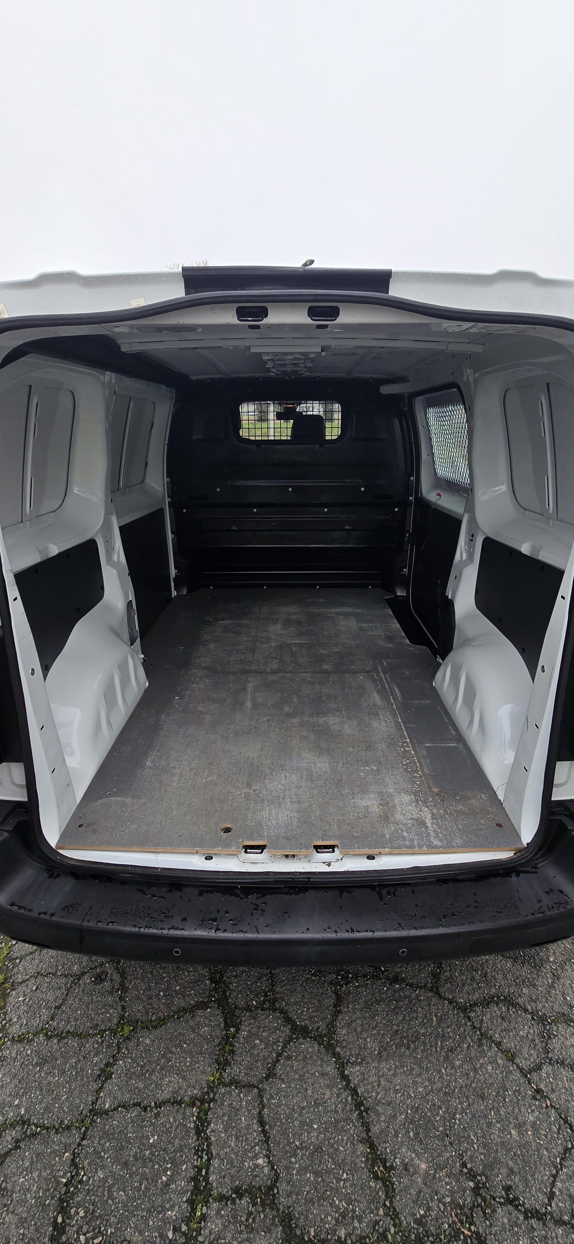 Peugeot Expert avec Apple CarPlay