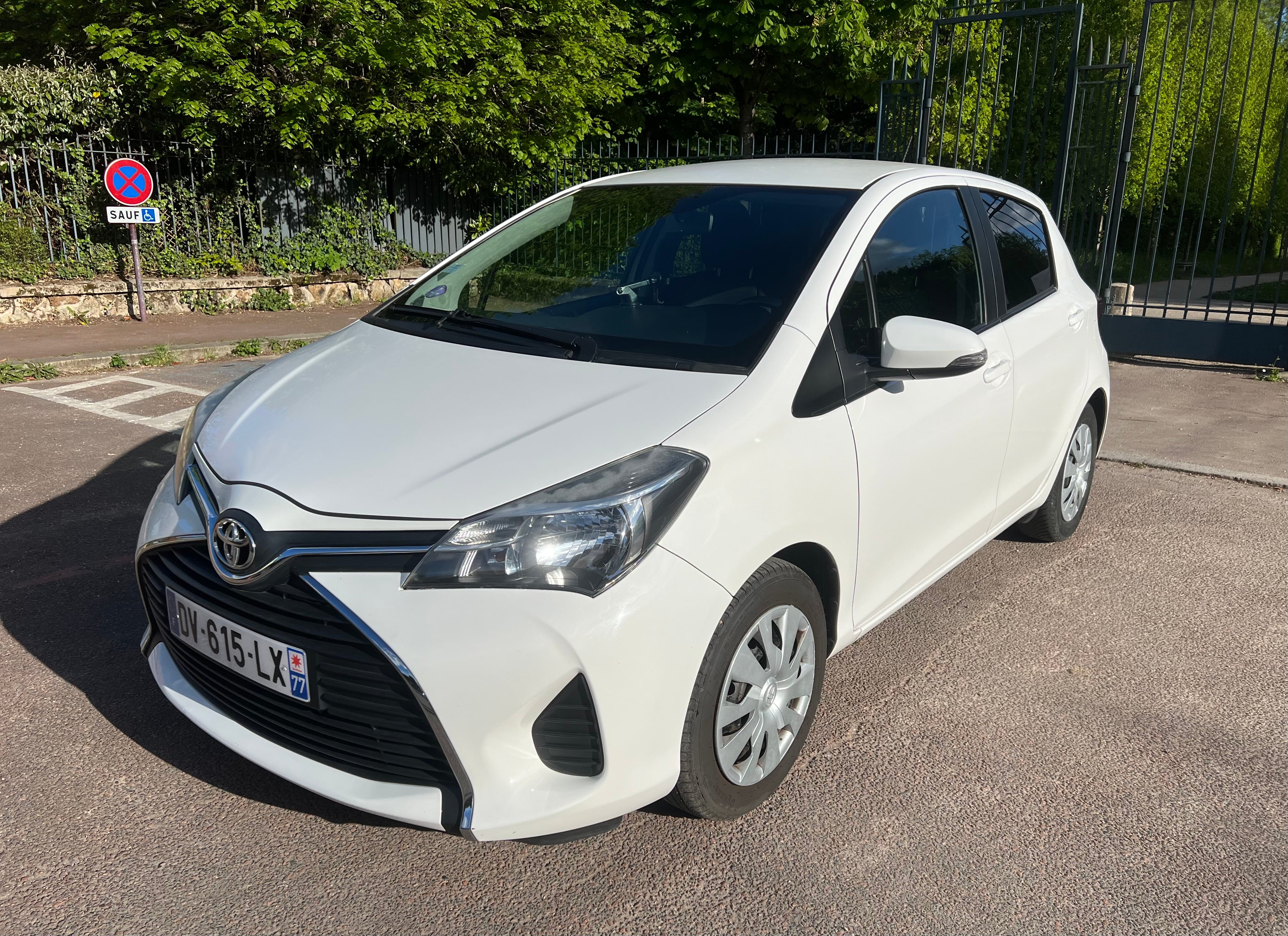 Toyota Yaris, 2015, Essence 95