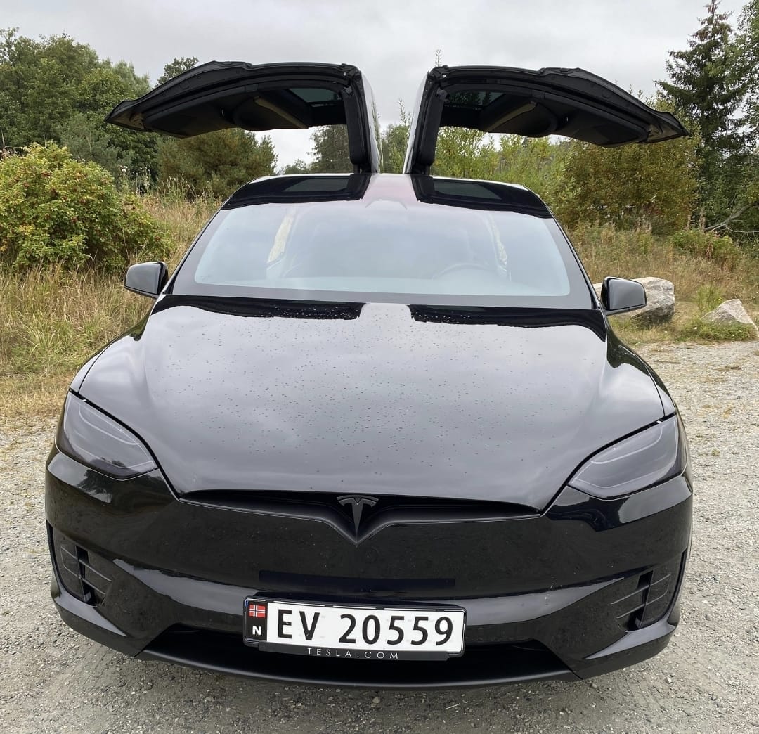 Tesla Model X 75D med Aircondition