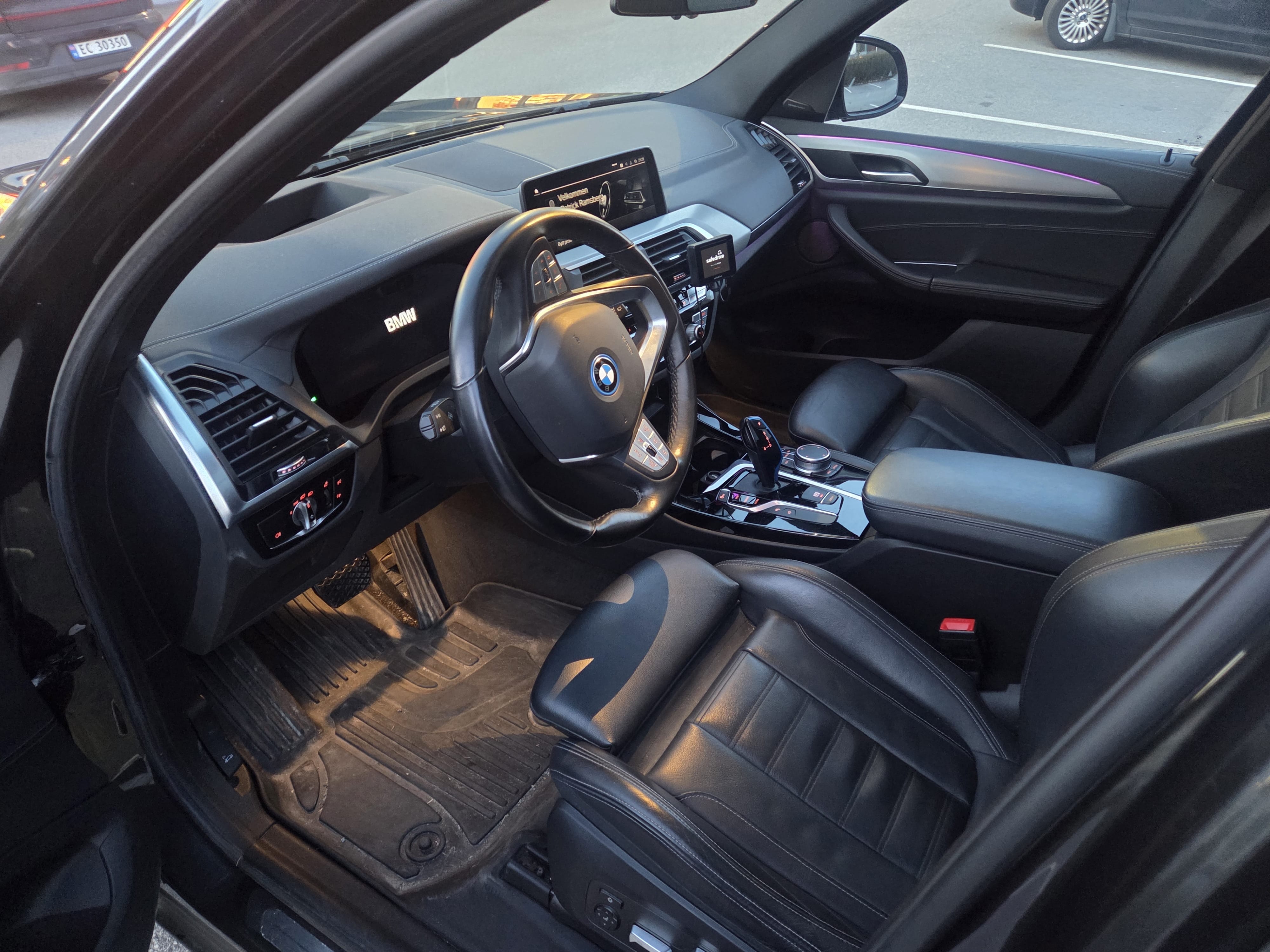 BMW ix3 med GPS