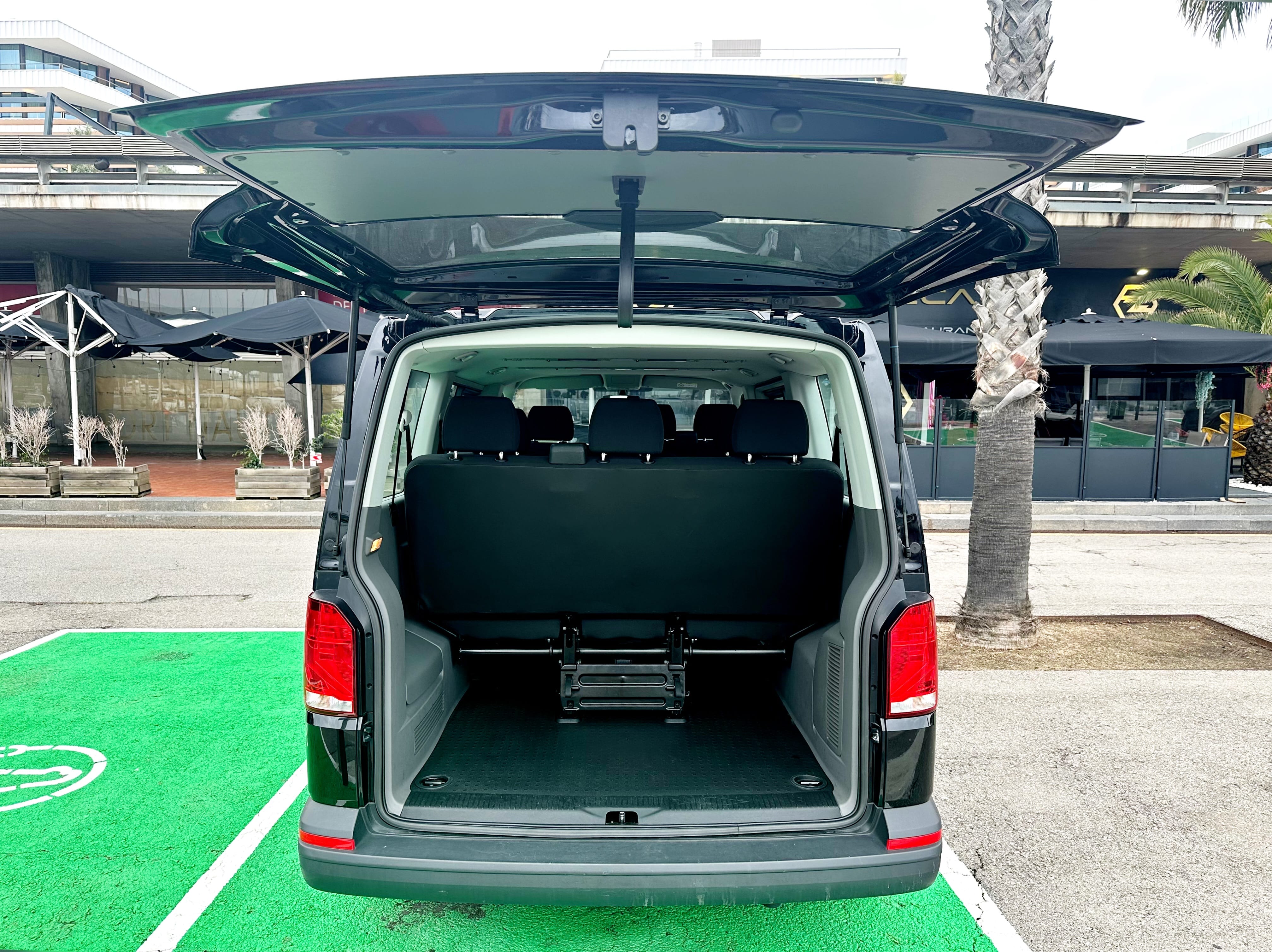 Volkswagen Caravelle con GPS