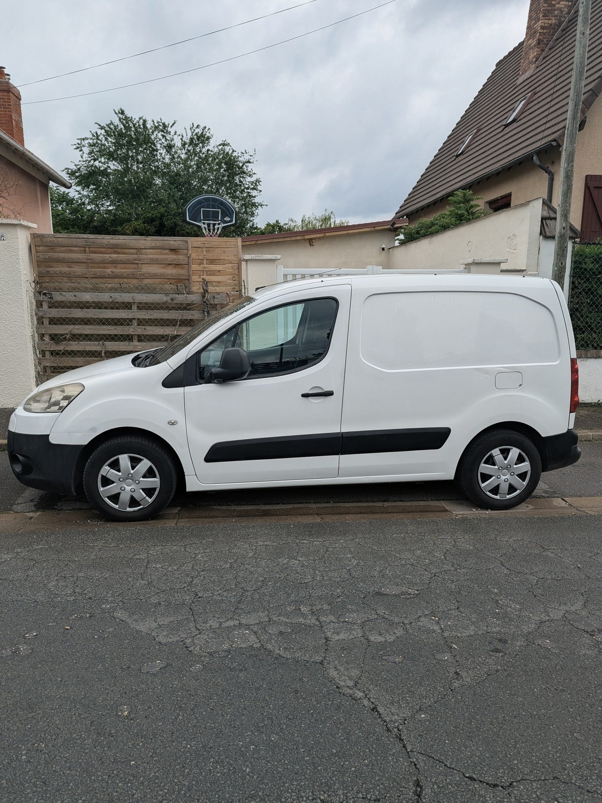 Peugeot Partner Fourgon avec Climatisation
