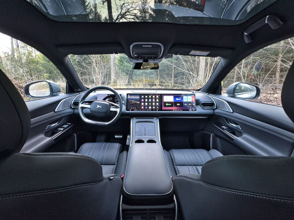 Xpeng G9 AWD Performance Exclusive med Cruisekontroll