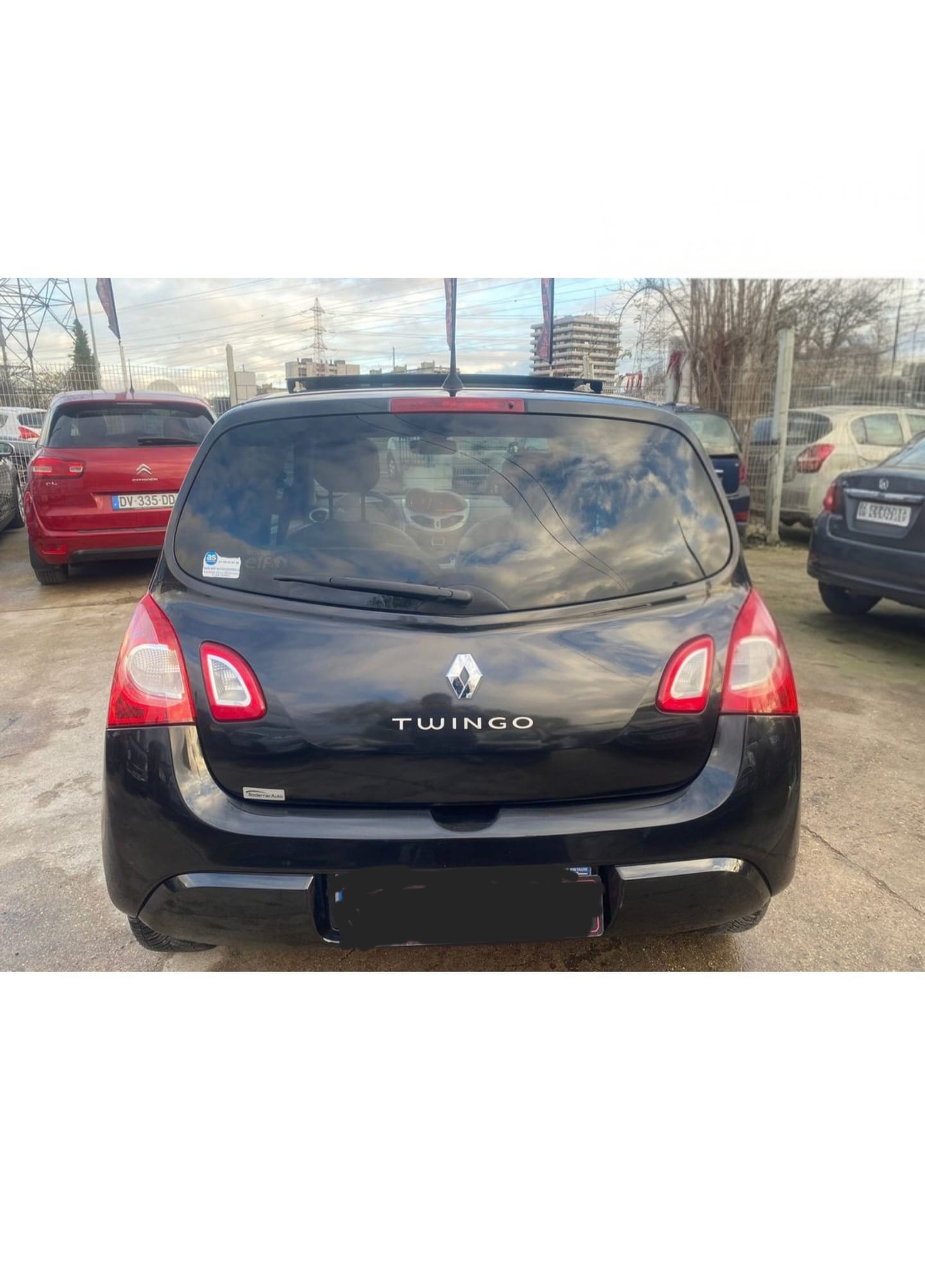 Renault Twingo II automatique 5 chevaux fiscaux 1.2 16 V 75 ch