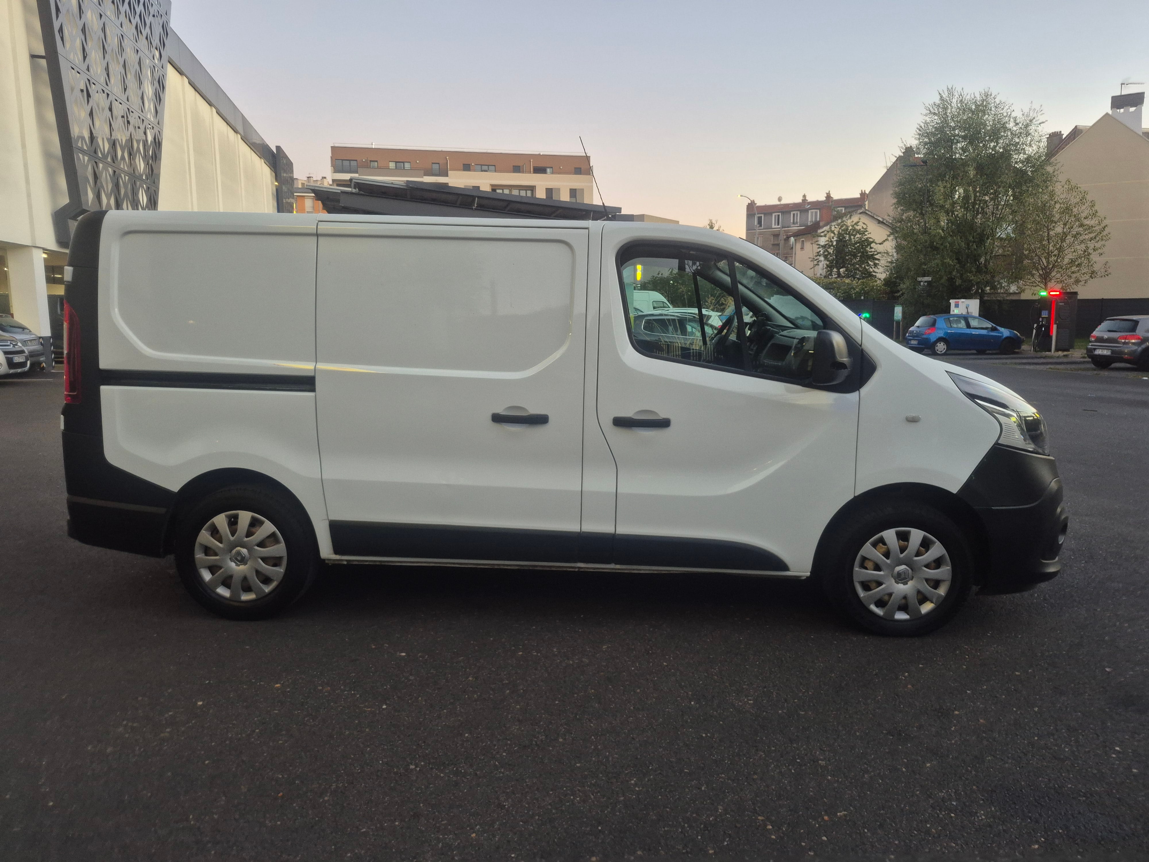 Nissan NV300 avec Climatisation