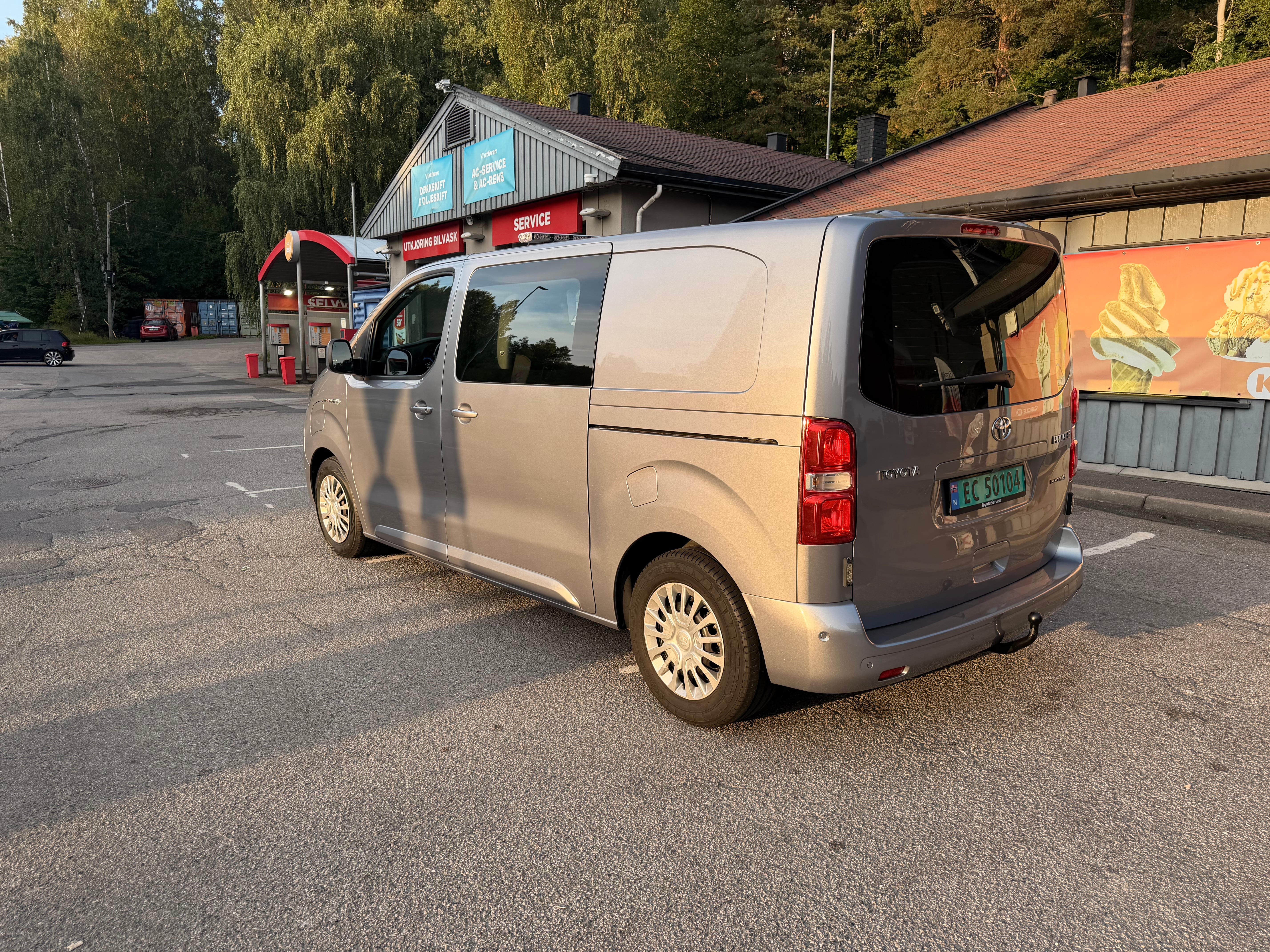 Toyota Proace Varebil 75kwt med Ryggekamera