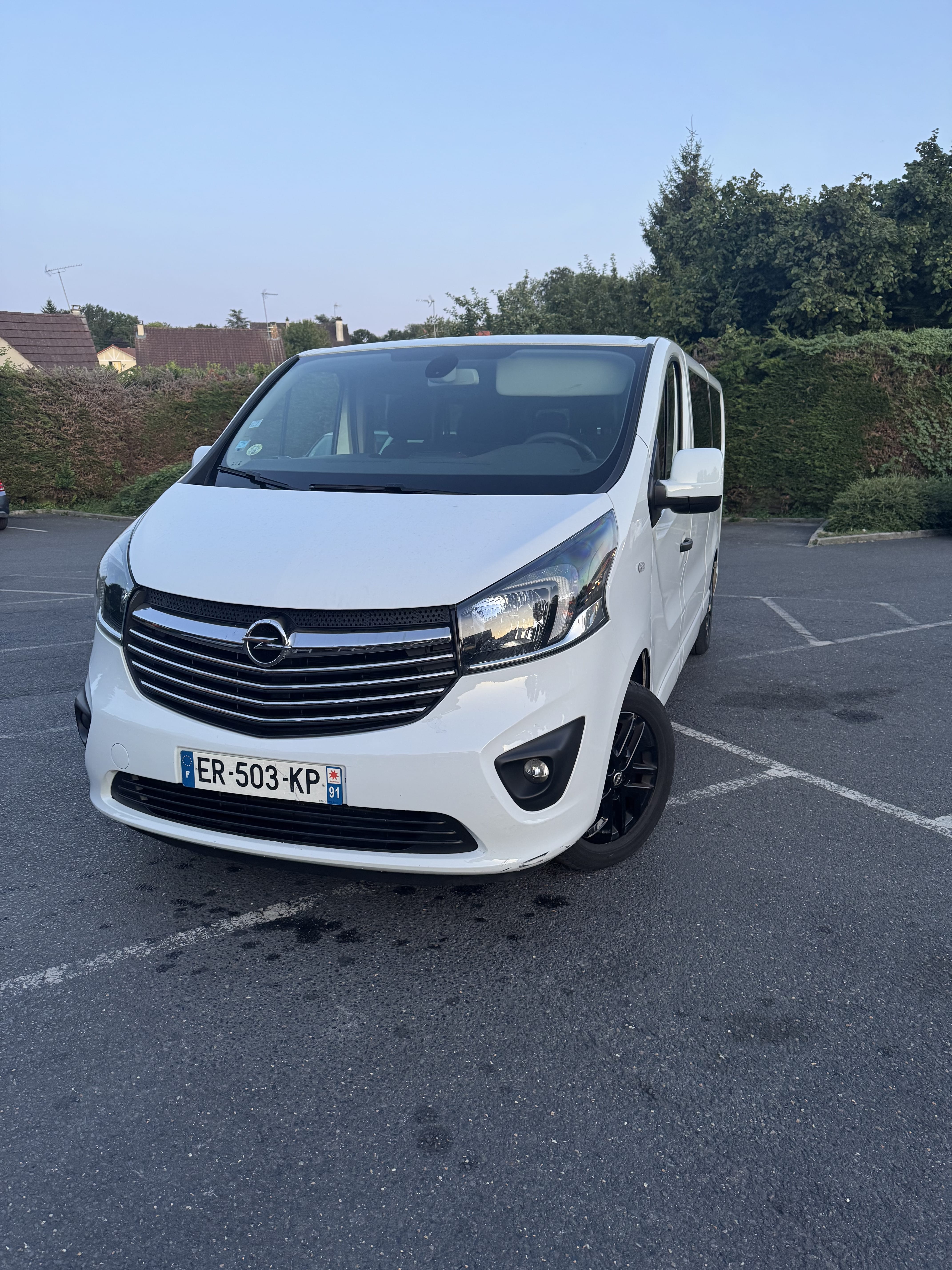 Opel Vivaro Combi, 2017, Diesel, 9 places et plus