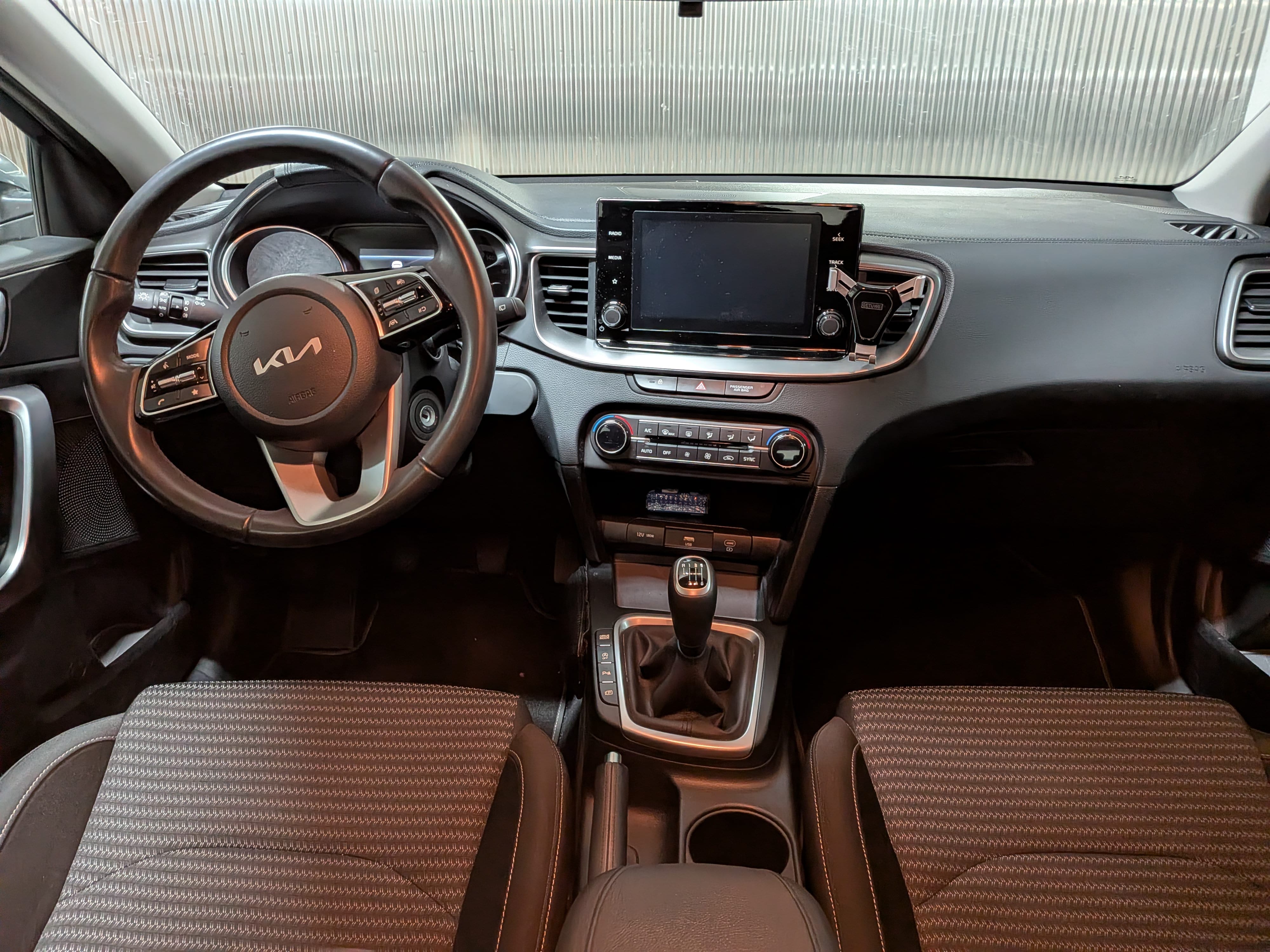 Kia XCeed 1.5 MHEV 160cv con GPS