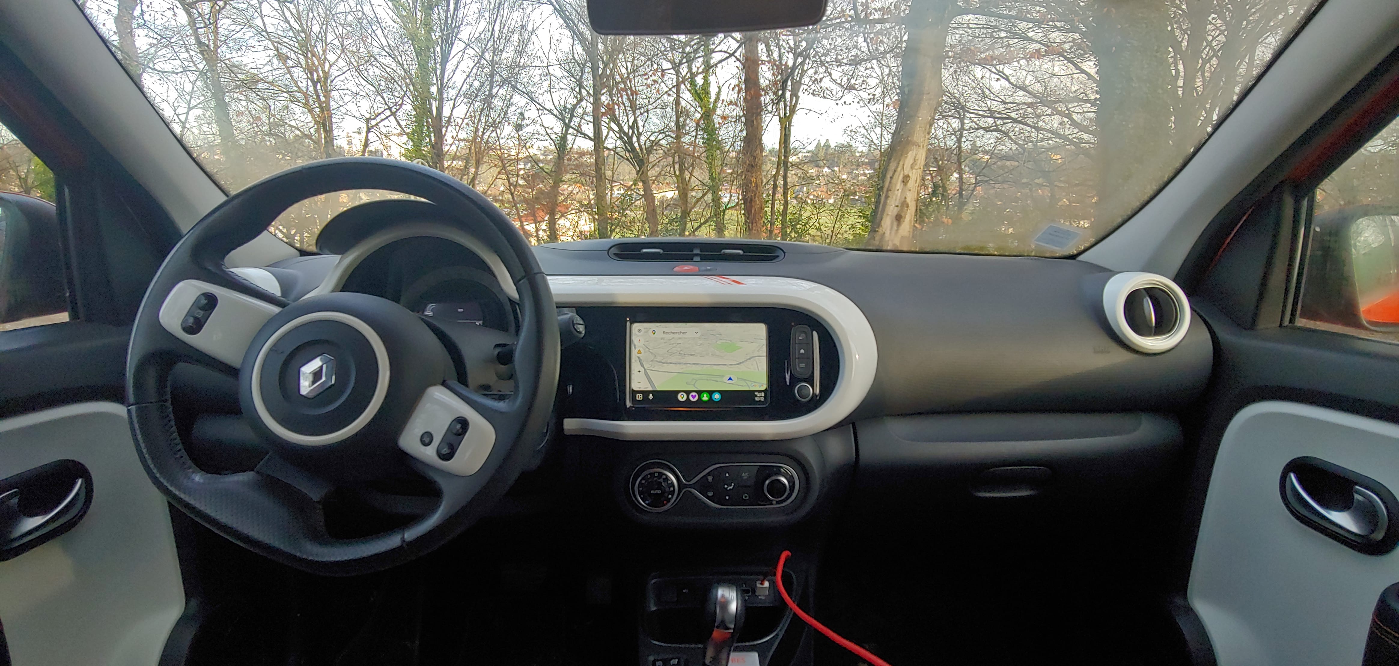 Renault Twingo E-Tech avec GPS