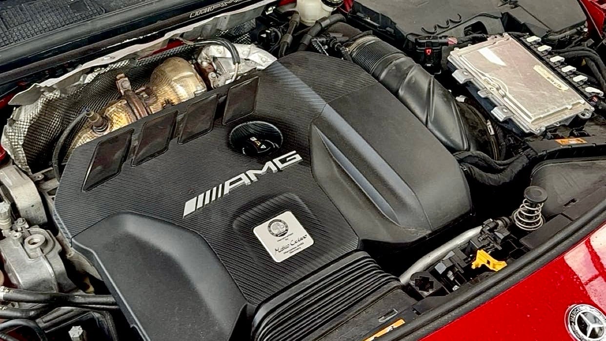 Mercedes-Benz A-Klasse AMG A45S med GPS