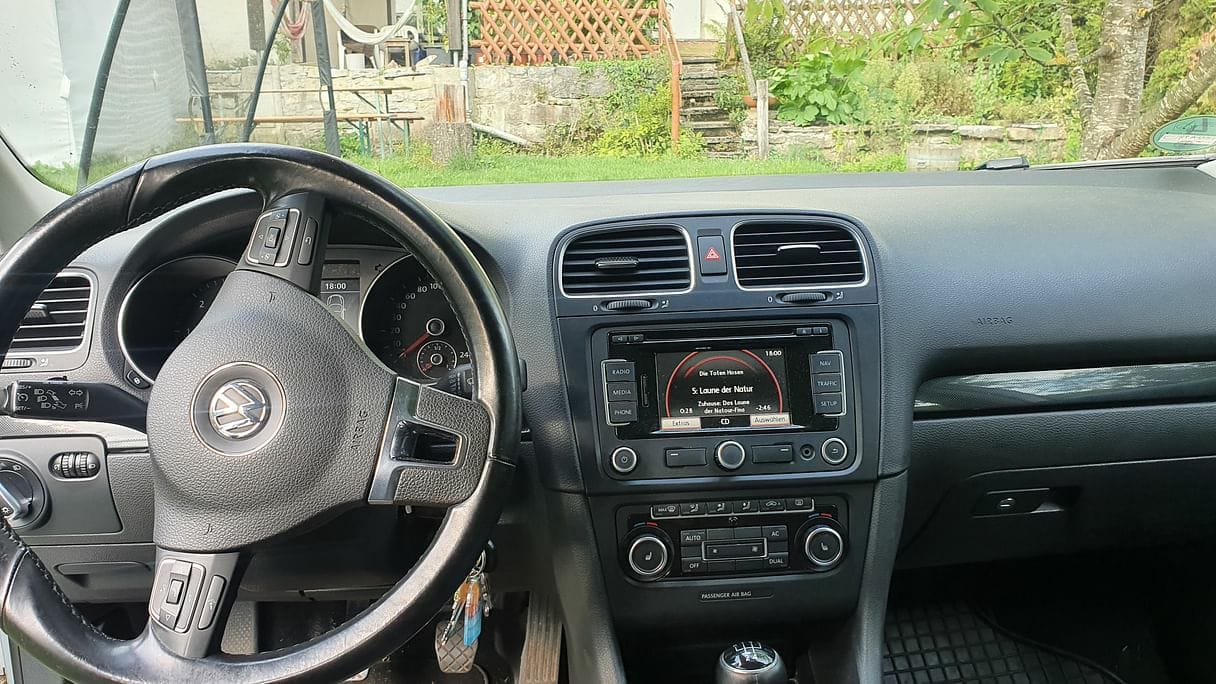Volkswagen Golf Variant mit Anhängerkupplung