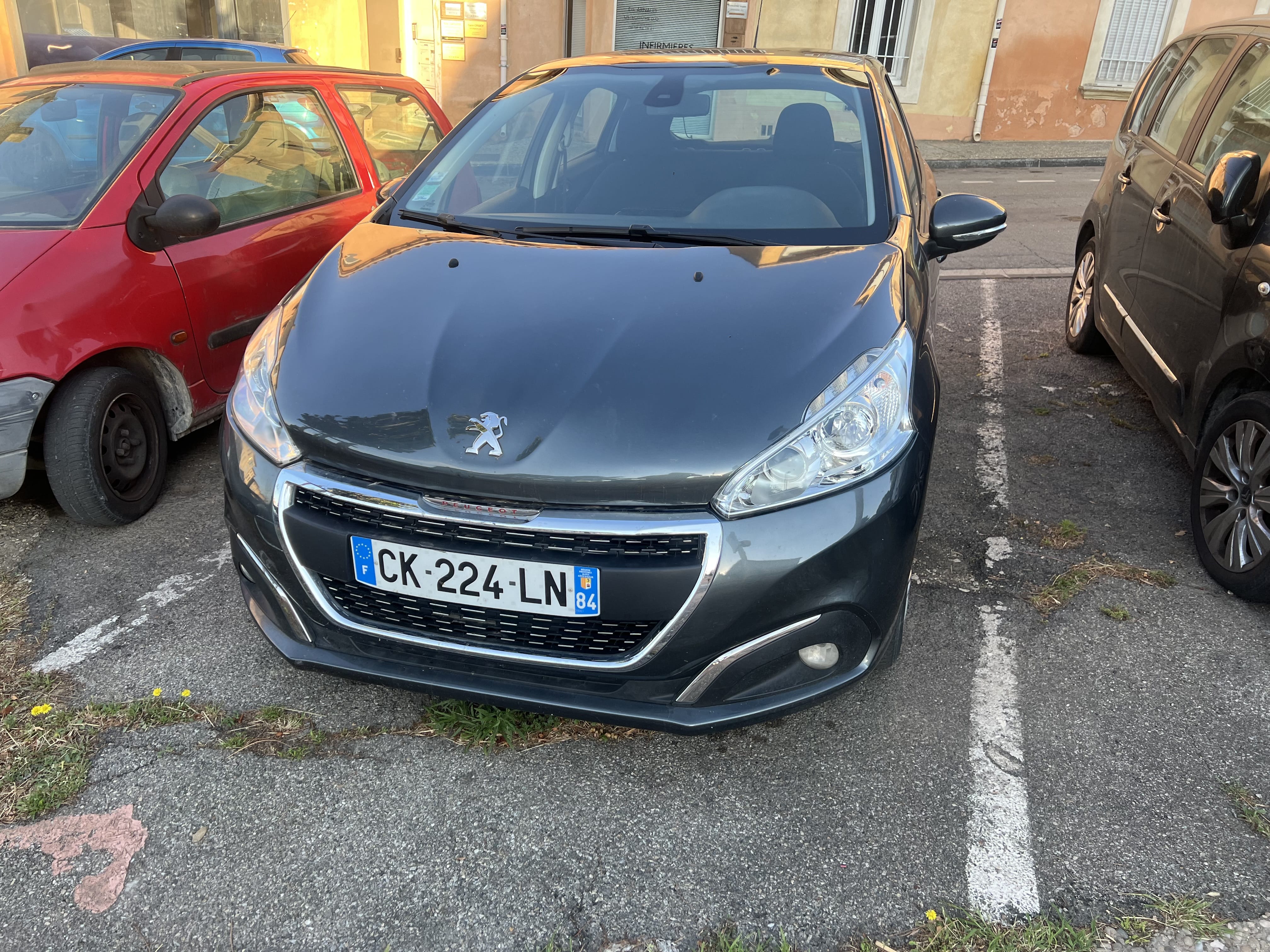 Peugeot 208 Société, 2012, Diesel