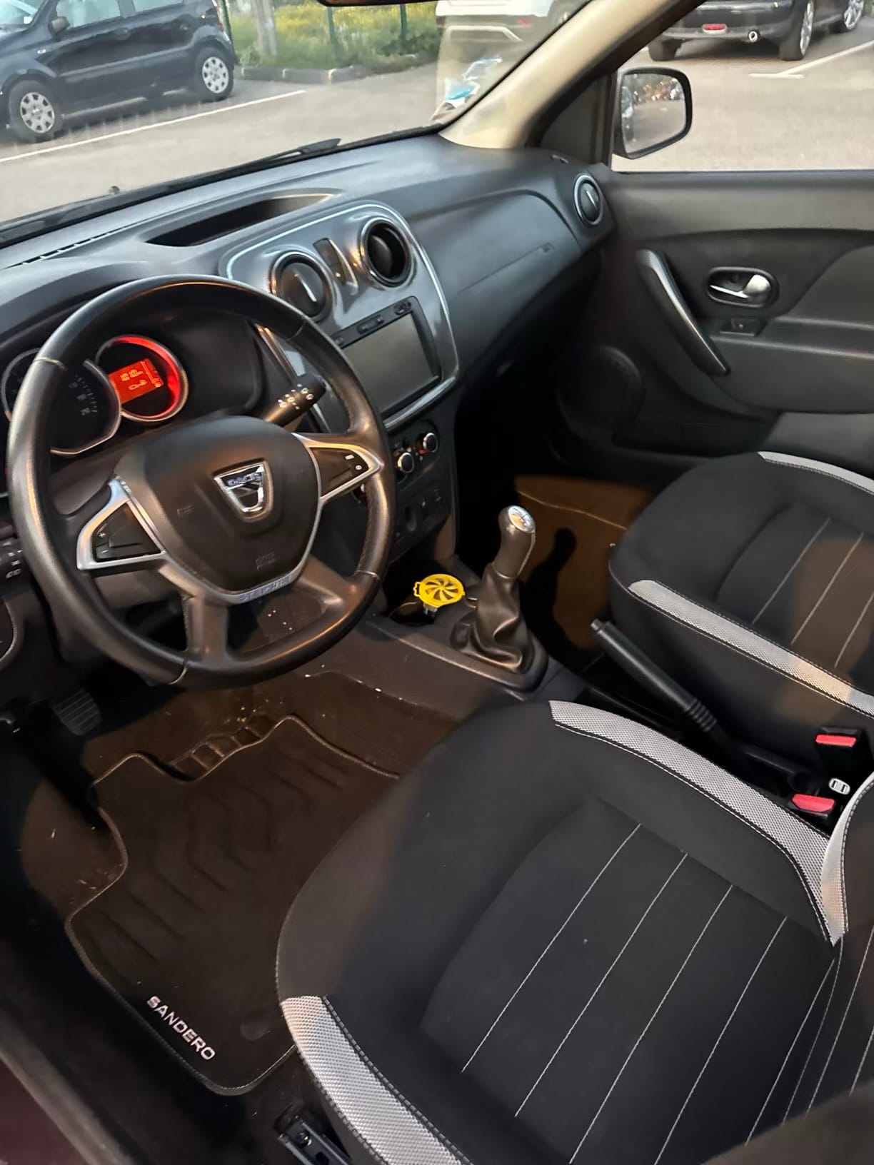 Dacia Sandero Stepway 1.5 dci 95