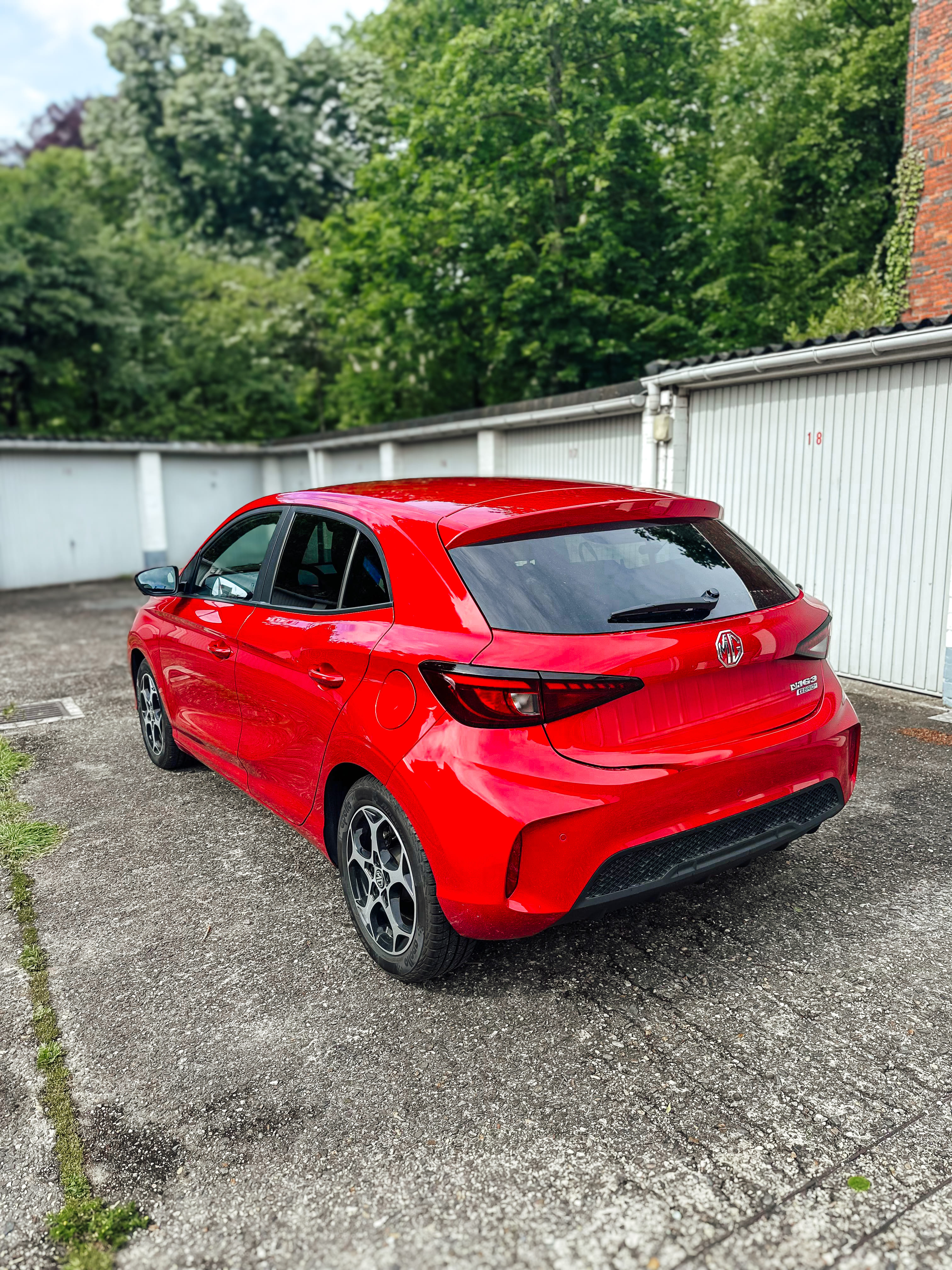 MG MG3 avec Caméra de recul