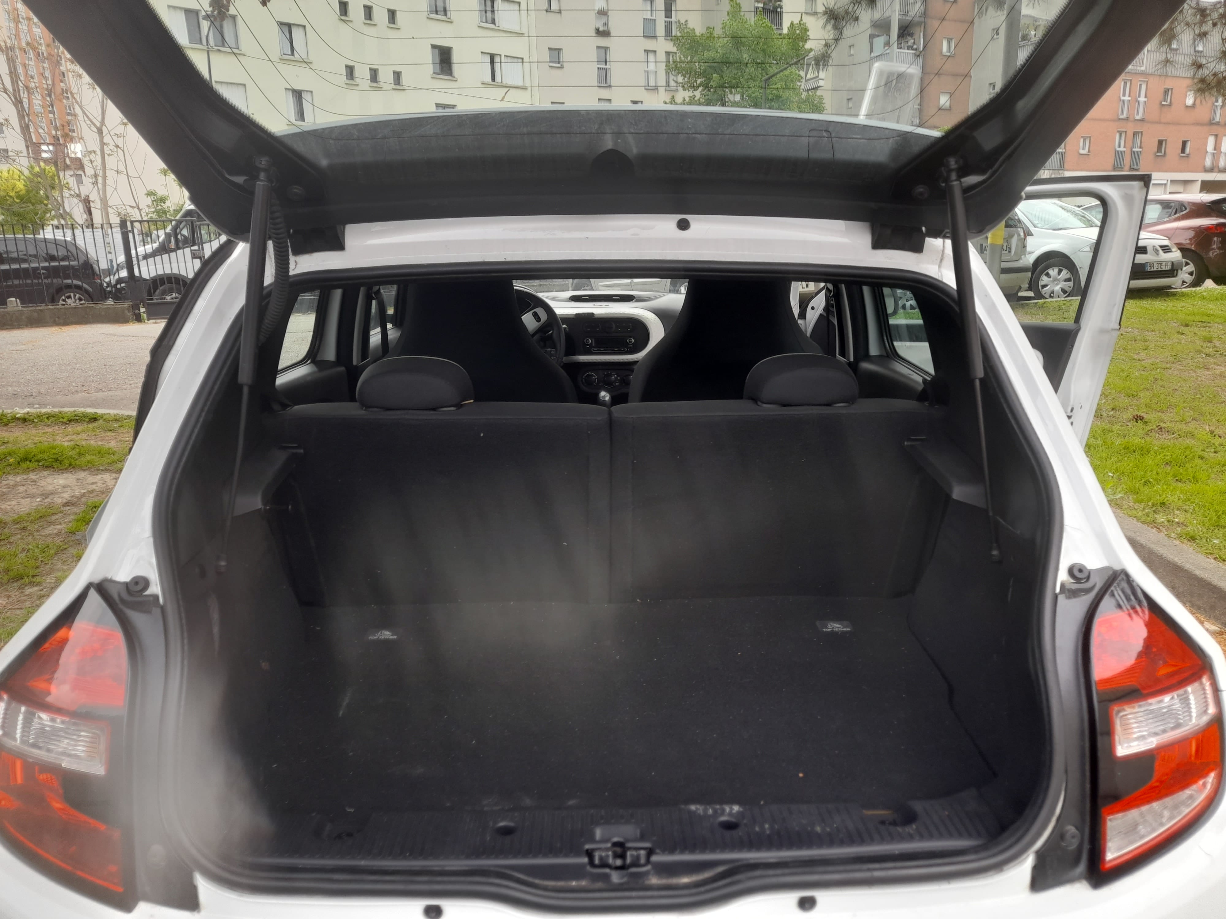 Renault Twingo III avec Apple CarPlay
